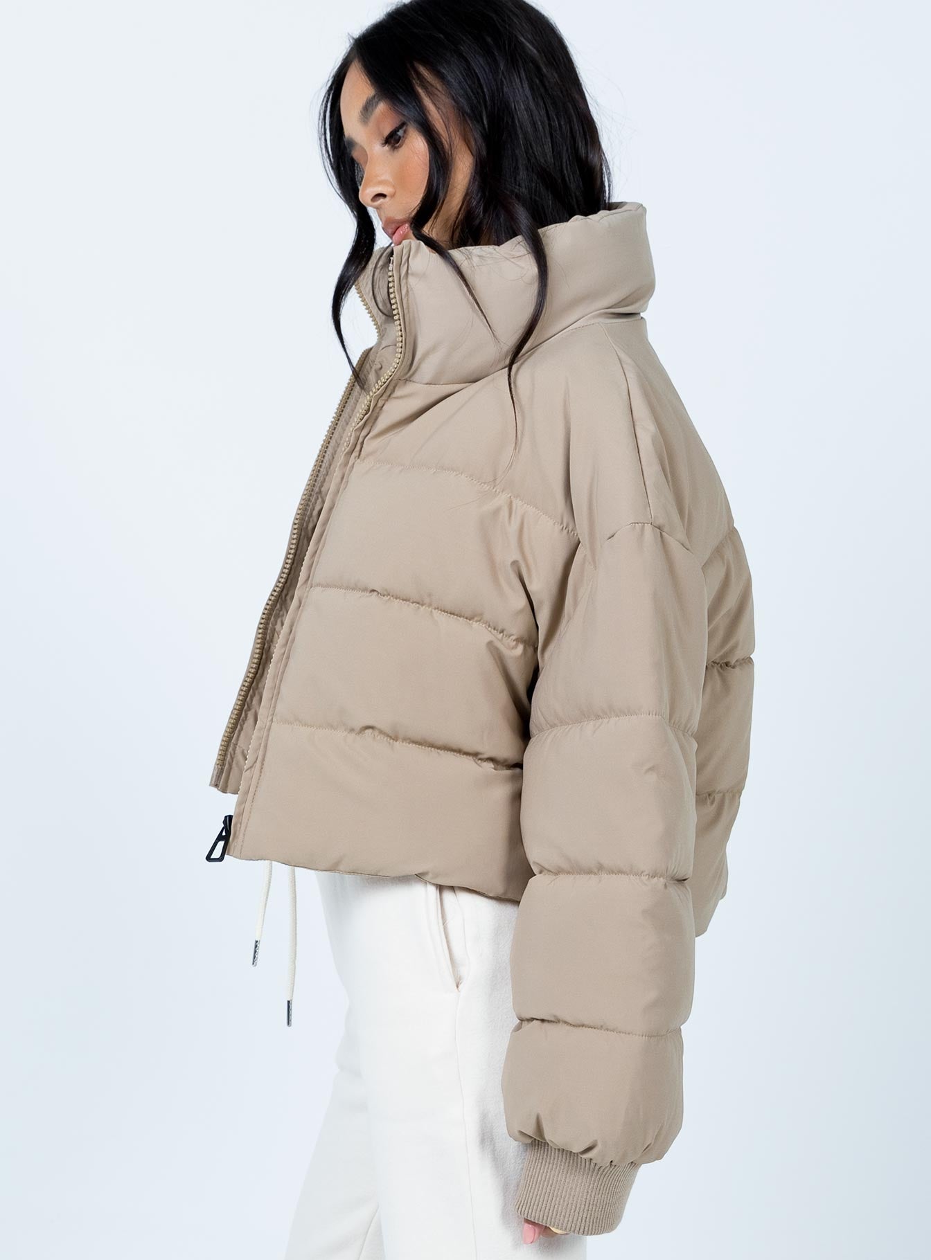 Georgia Cropped Puffer Jacket Beige - Image 5