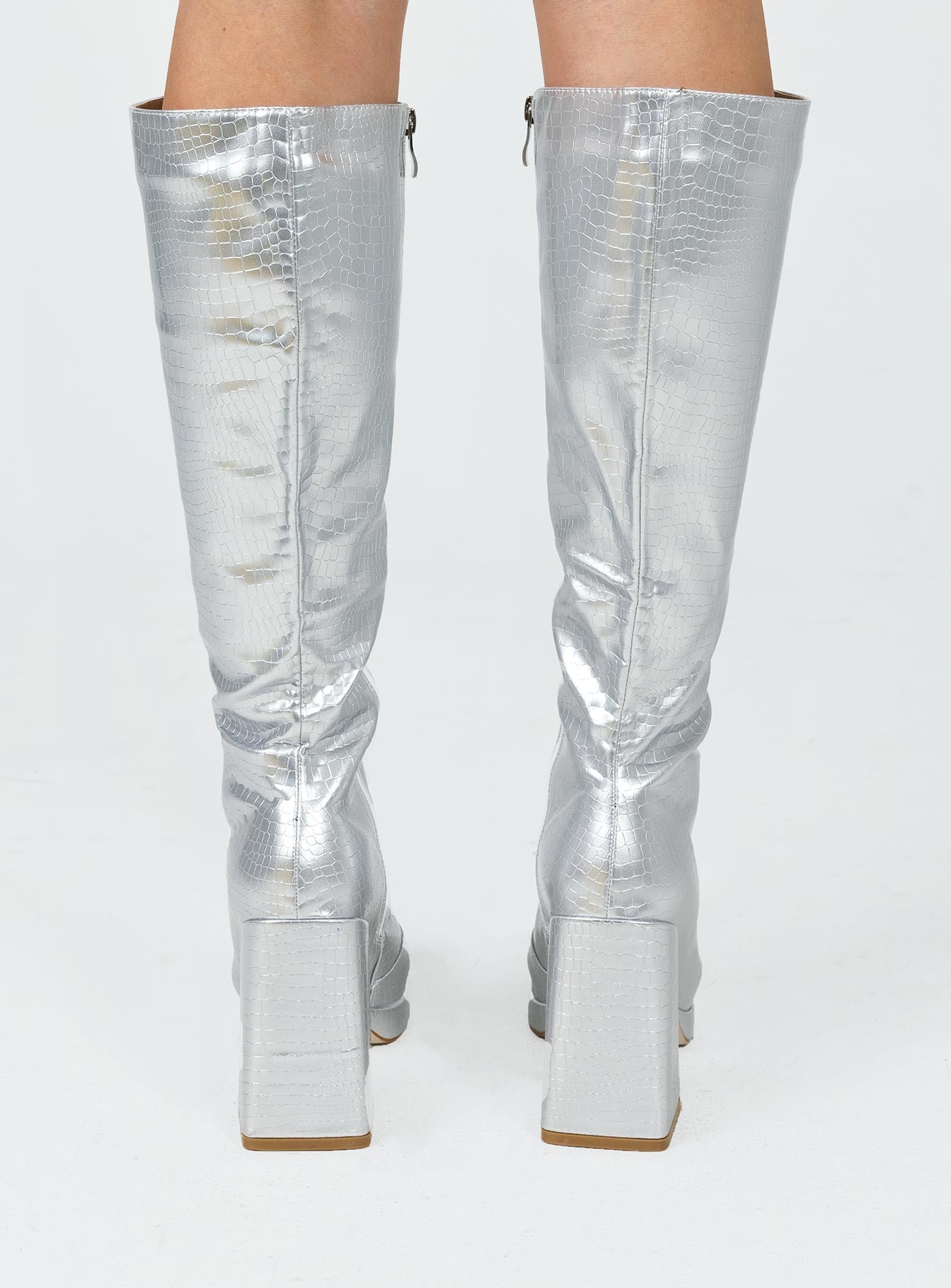 Montgomery Boot Silver - Image 4