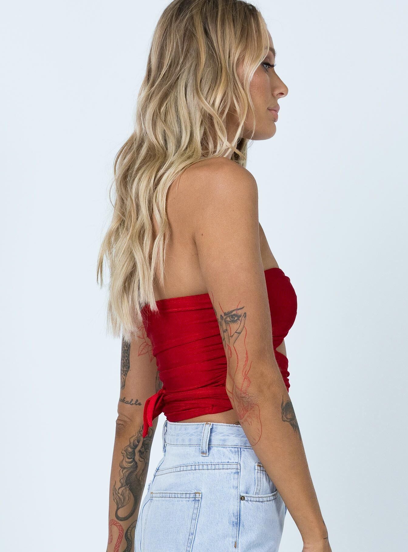 Loriella Ring Detail Crop Top Red - Image 8