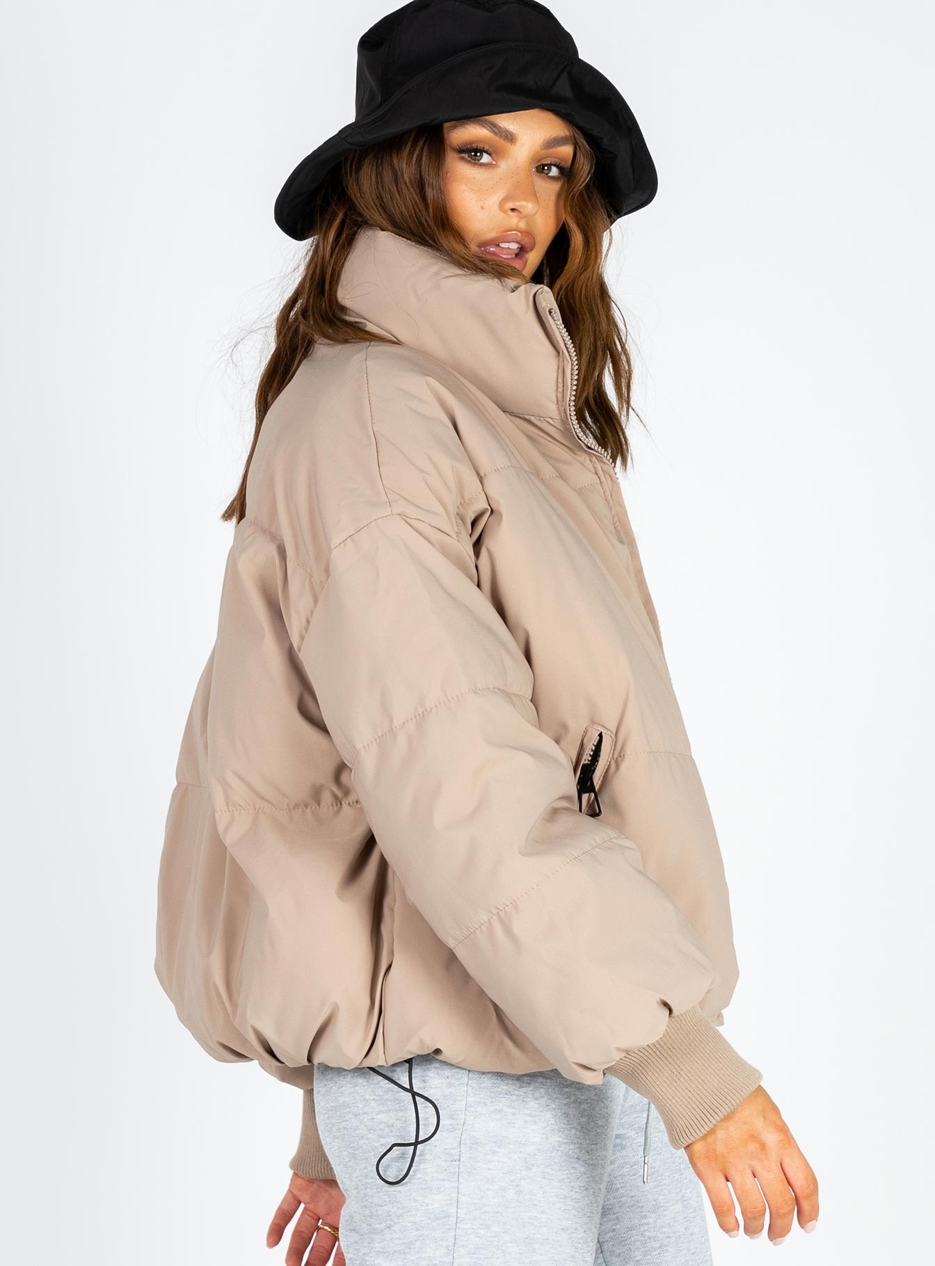 Abe Puffer Jacket Beige - Image 5