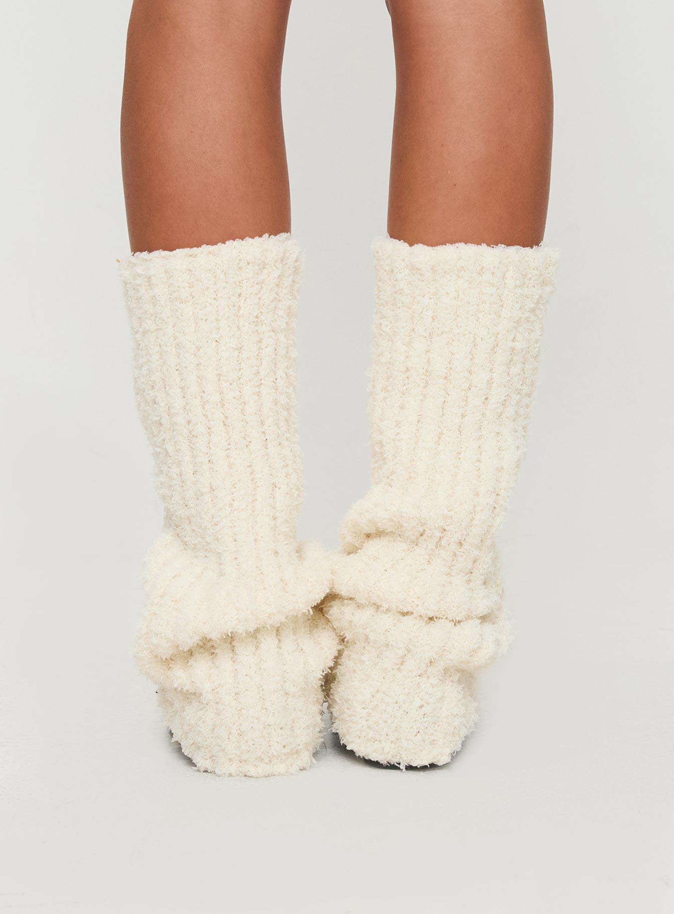 Queensway Boucle Legwarmers Cream - Image 4