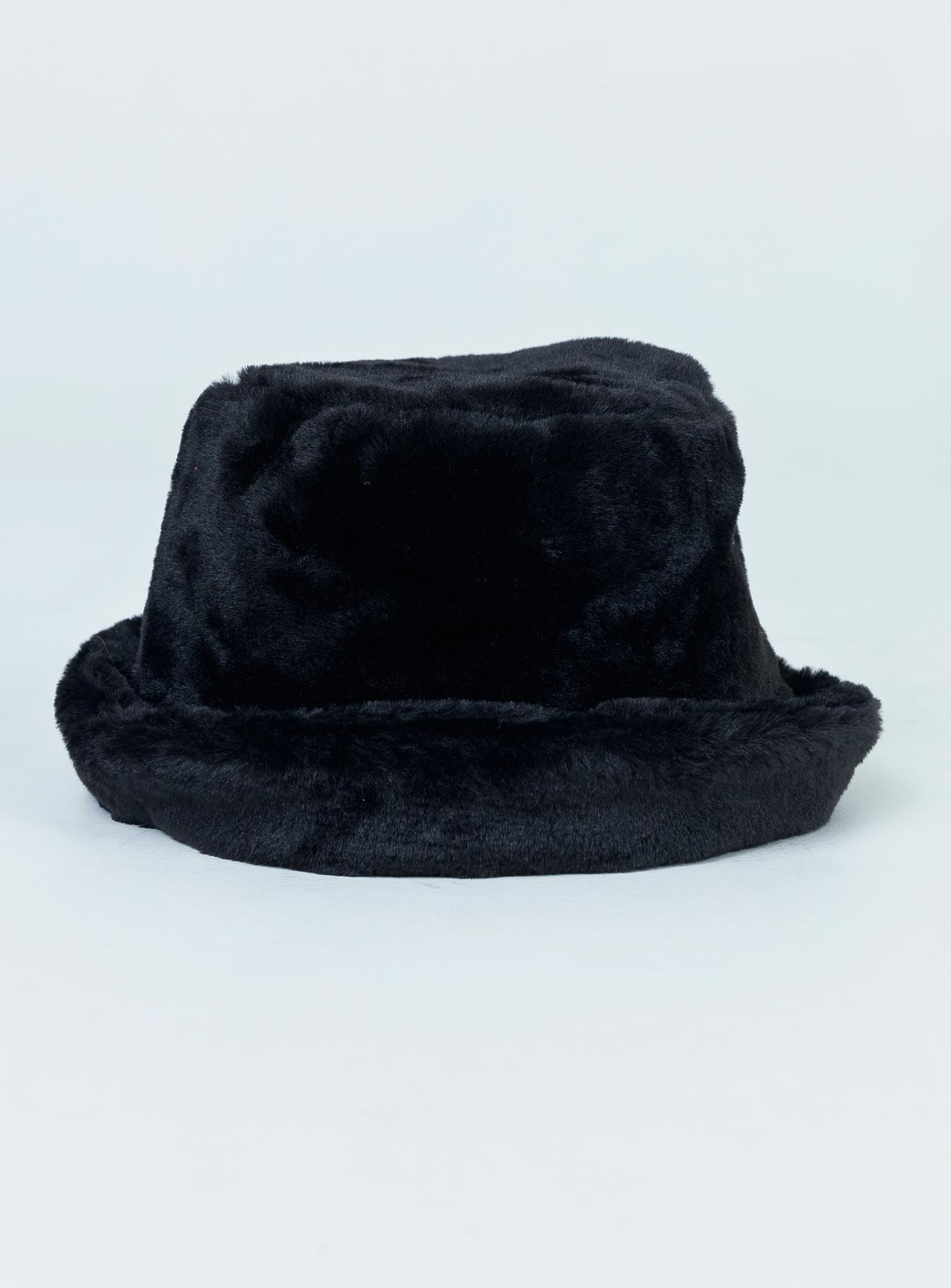 Theo Plush Bucket Hat Black - Image 2