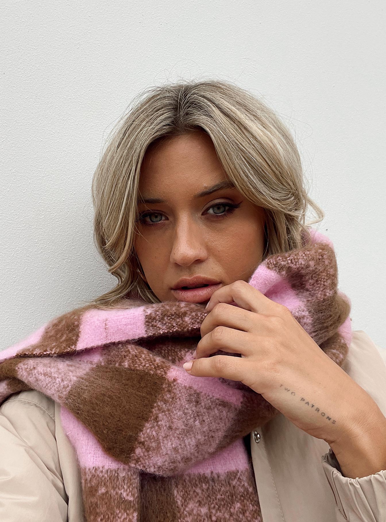 Piero Check Scarf Pink / Brown - Image 5