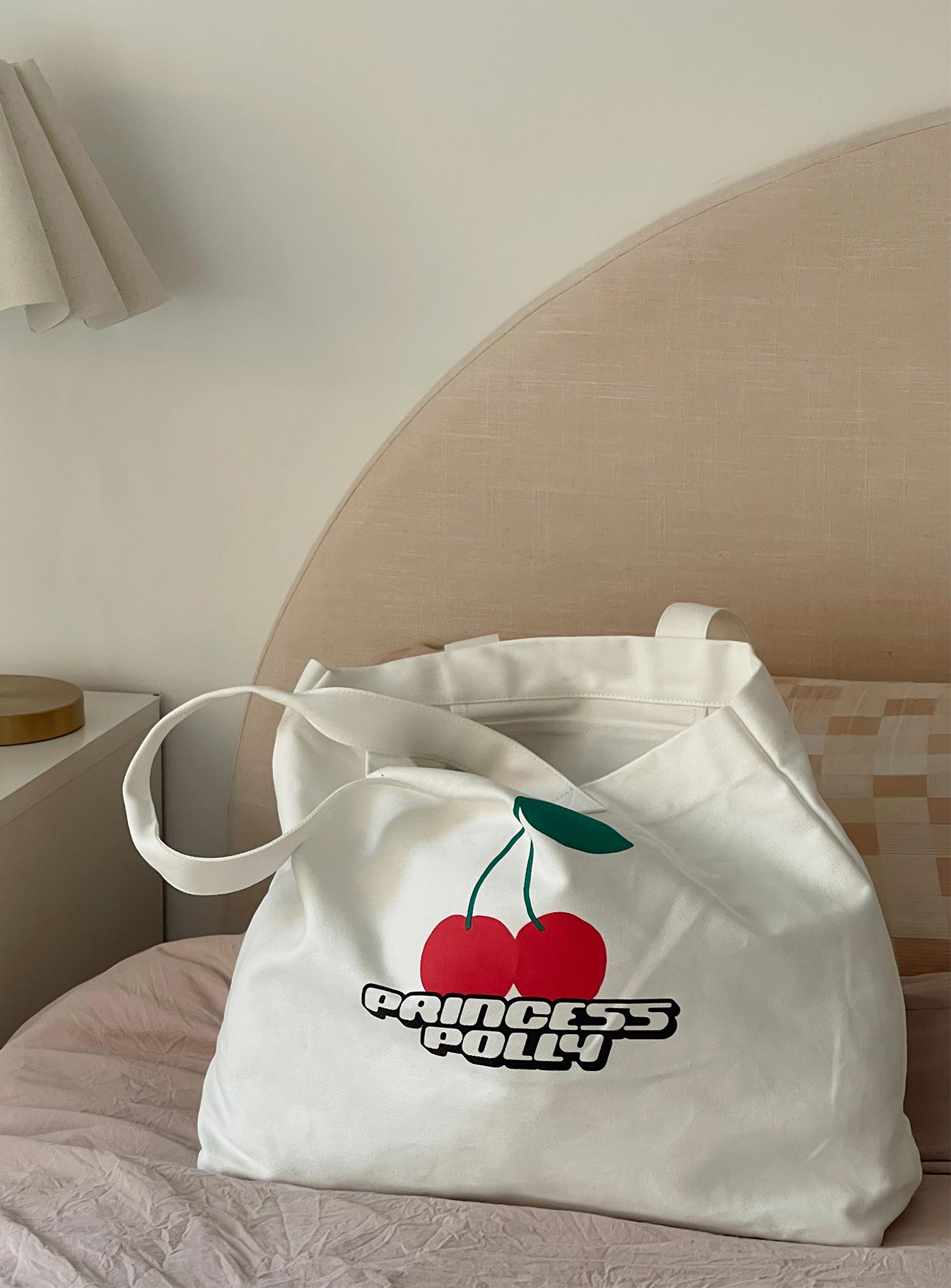 Princess Polly Tote Bag Cherry / White - Image 4