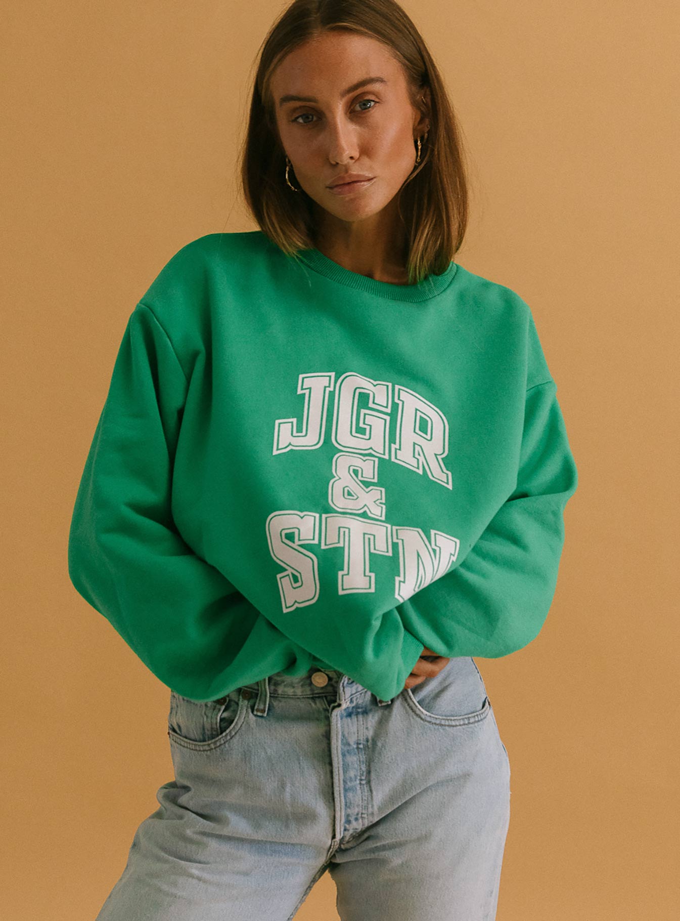 J&S Oversized Sweatshirt Apple Green - Image 3