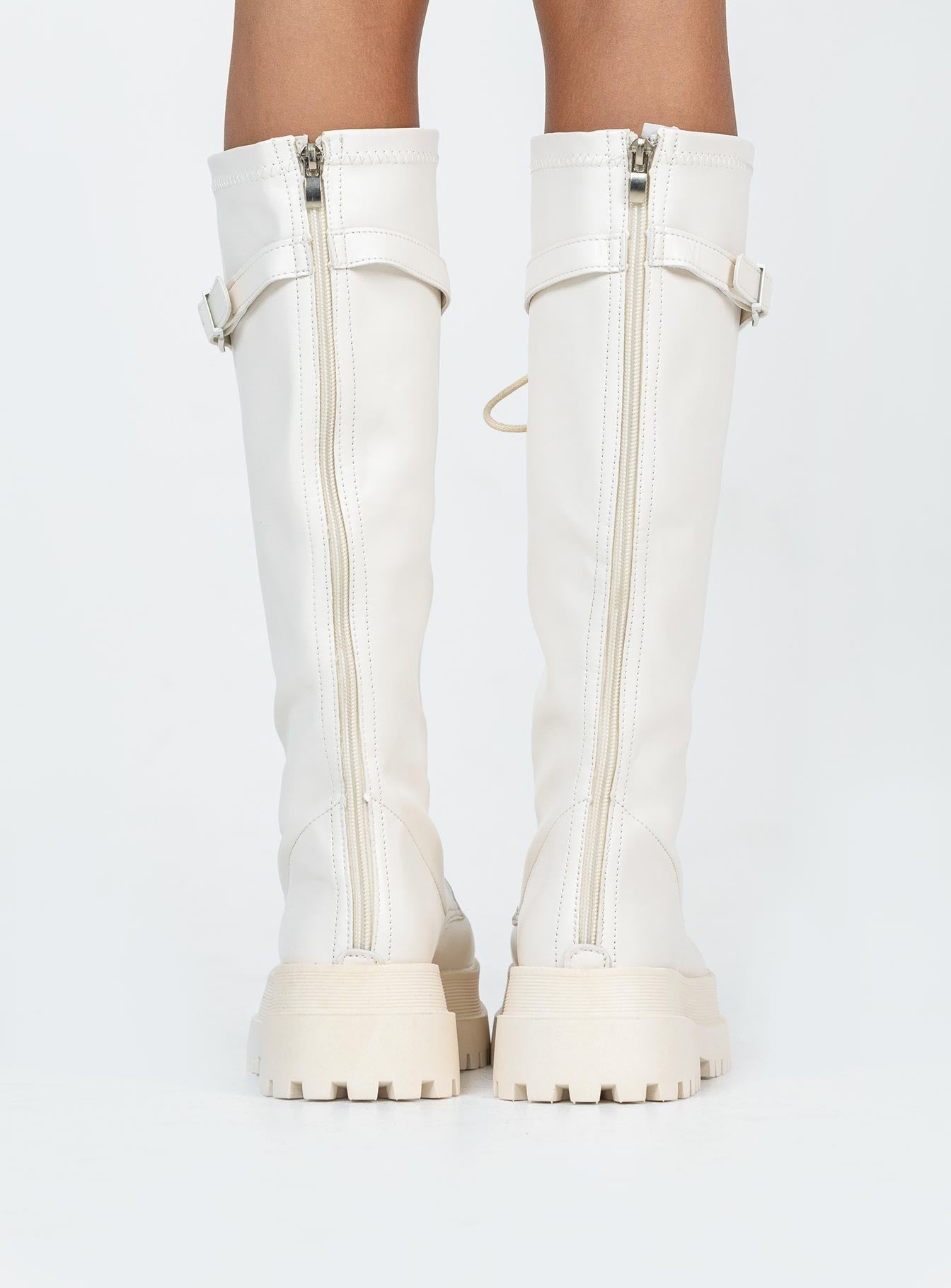 Fulton Lace Up Boots Cream - Image 4