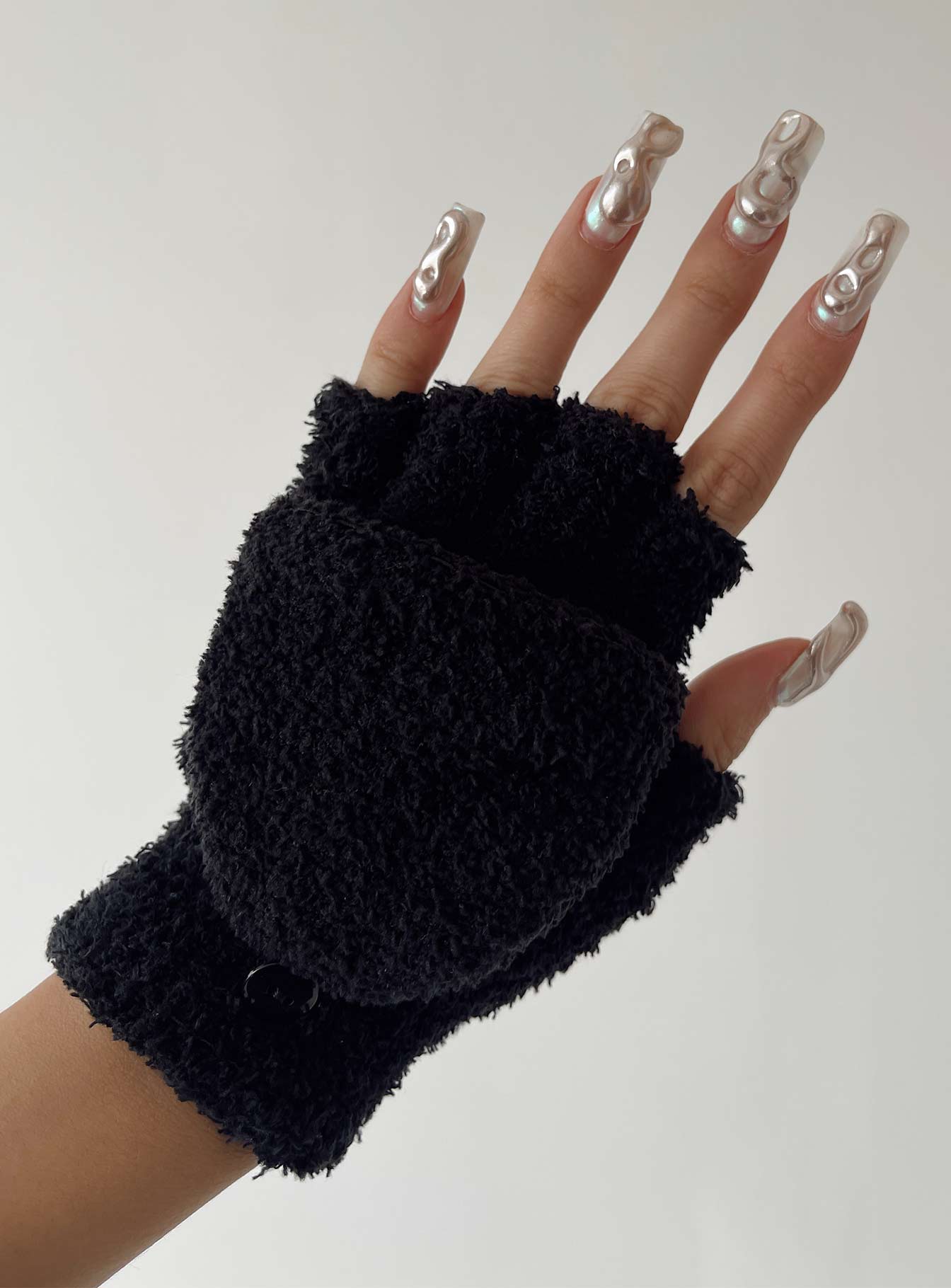 Tildy Gloves Black - Image 3
