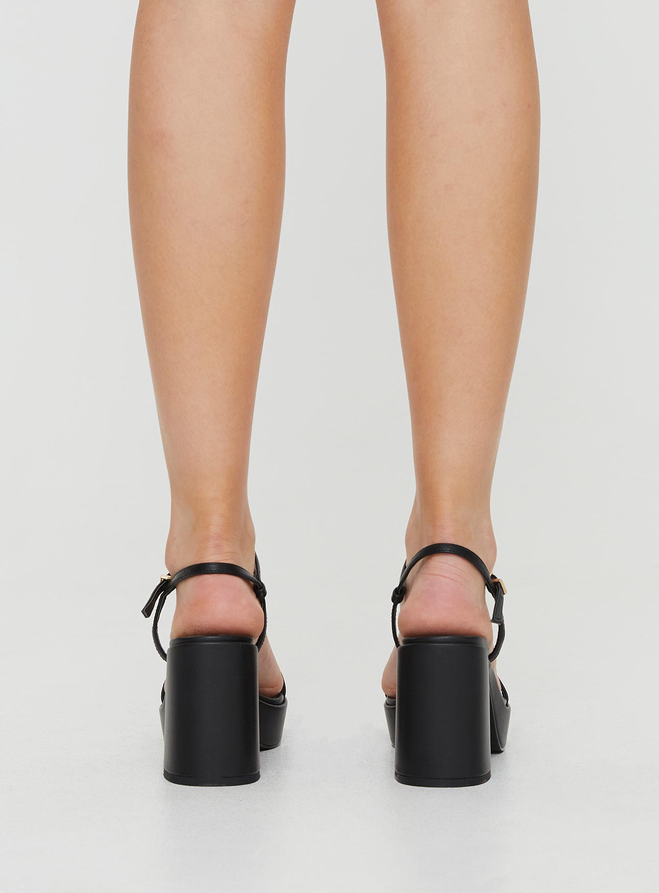 Shanda Heels Black - Image 4