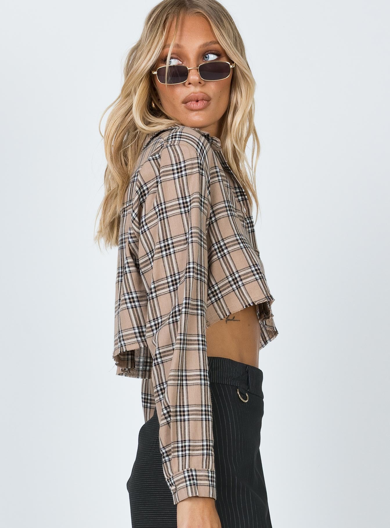 Nora Cropped Shirt Beige - Image 4