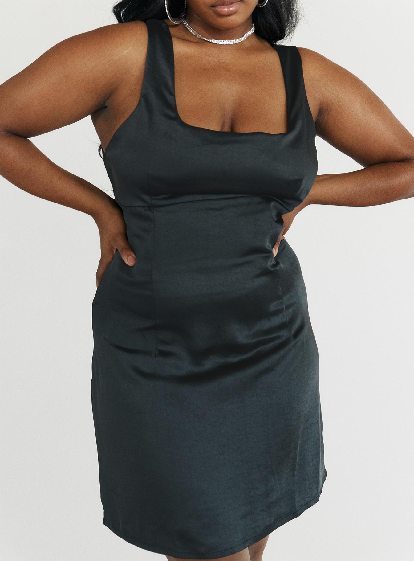 Cobie Mini Dress Black Curve - Image 4