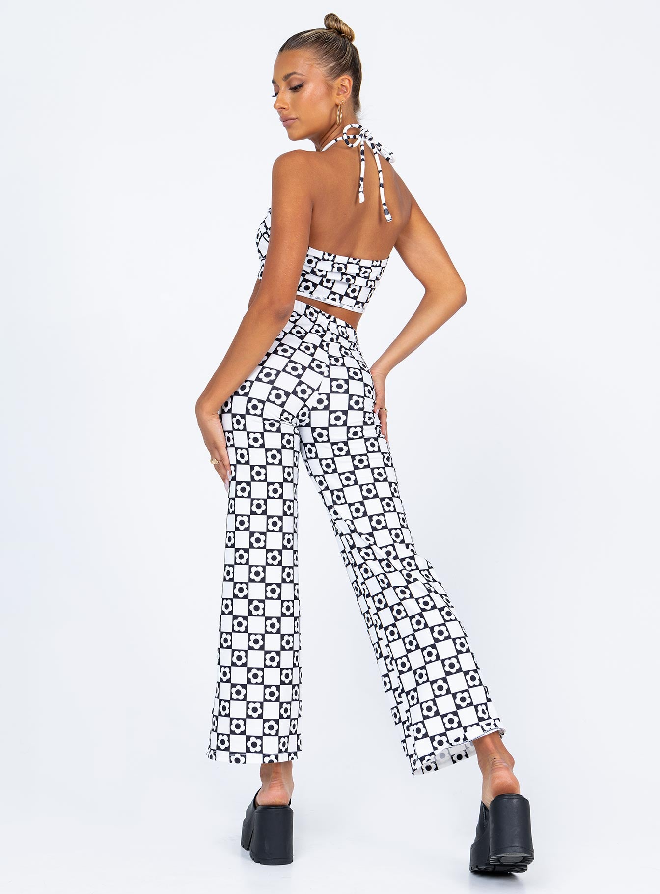 Latiana Set Black / White - Image 6