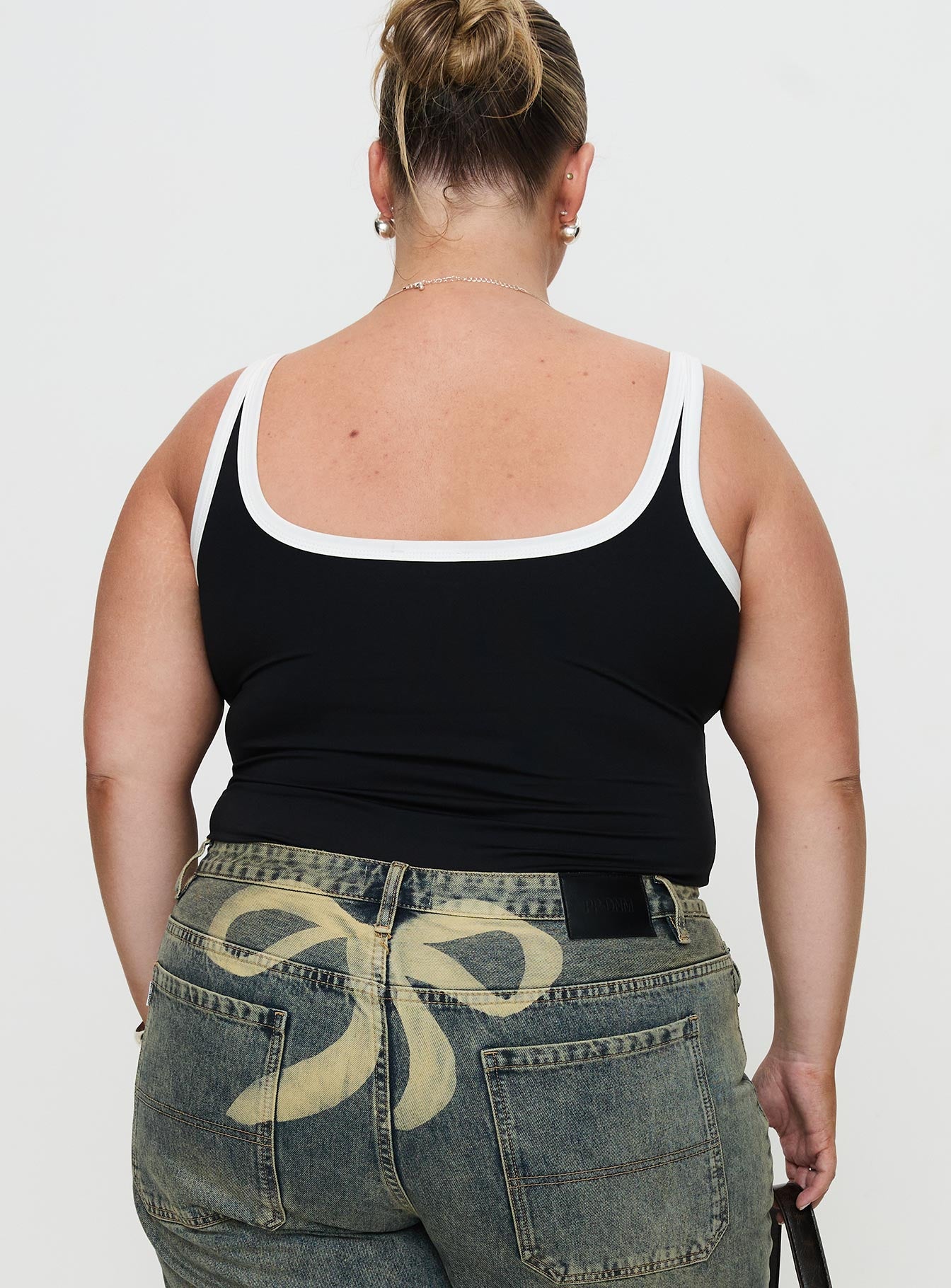 Astrea Bodysuit Black / White Curve - Image 5