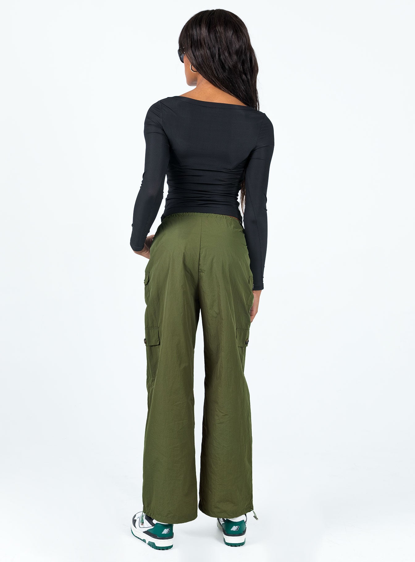 Erave Parachute Pants Khaki - Image 5