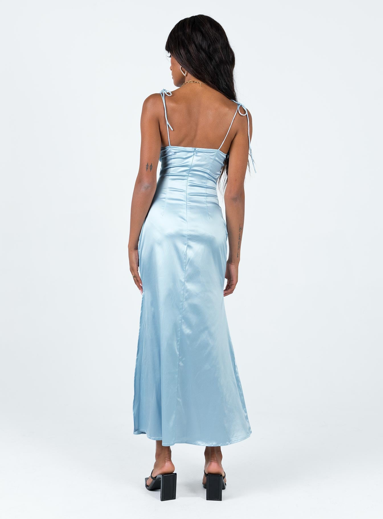 Avriel Maxi Dress Blue - Image 5