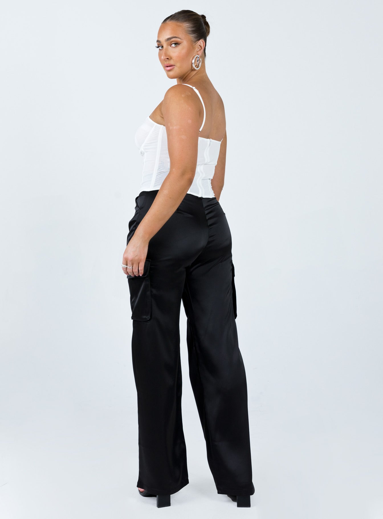 Gilmore Cargo Pants Black - Image 4