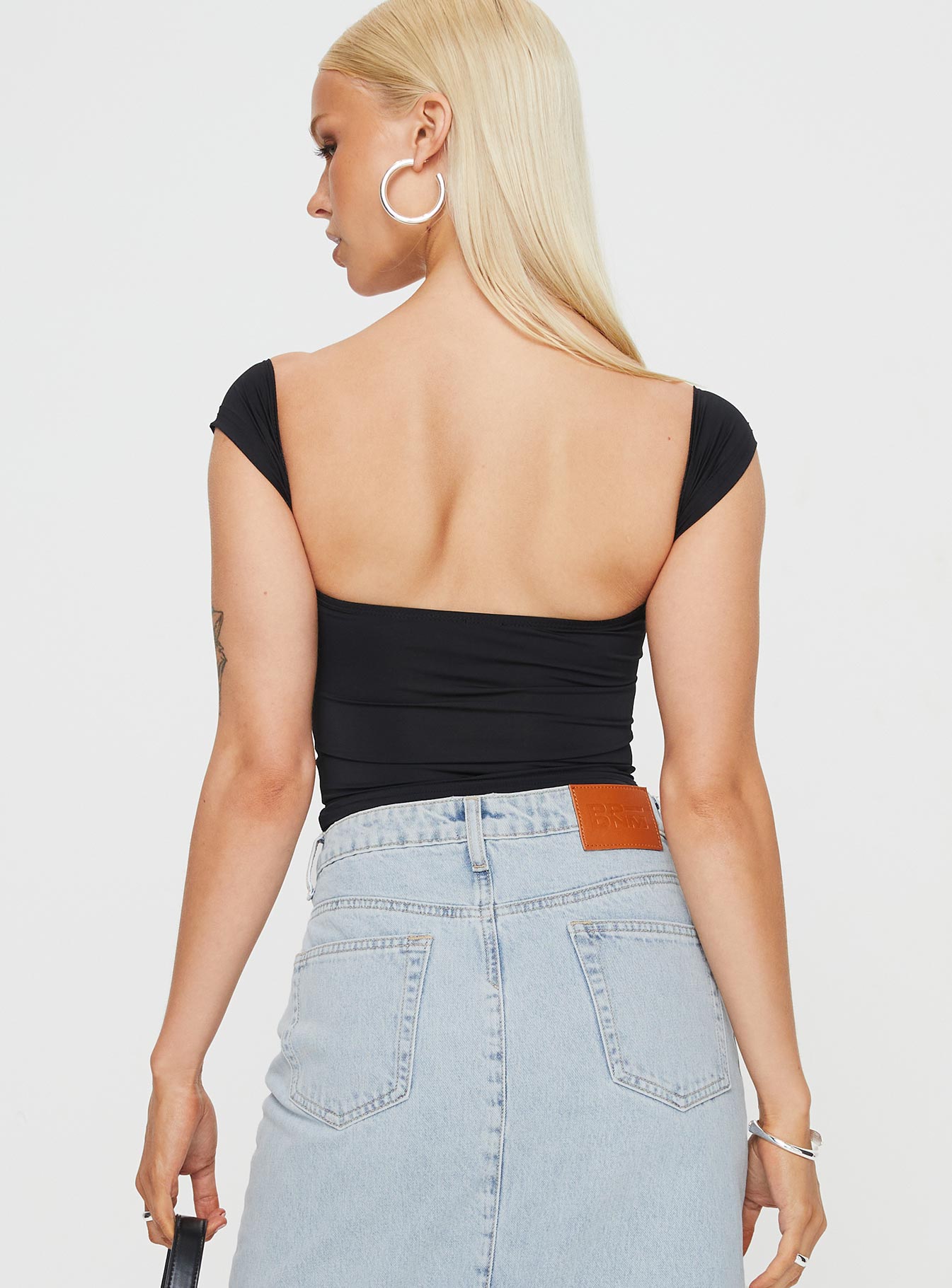 Larisha Off The Shoulder Top Black - Image 5