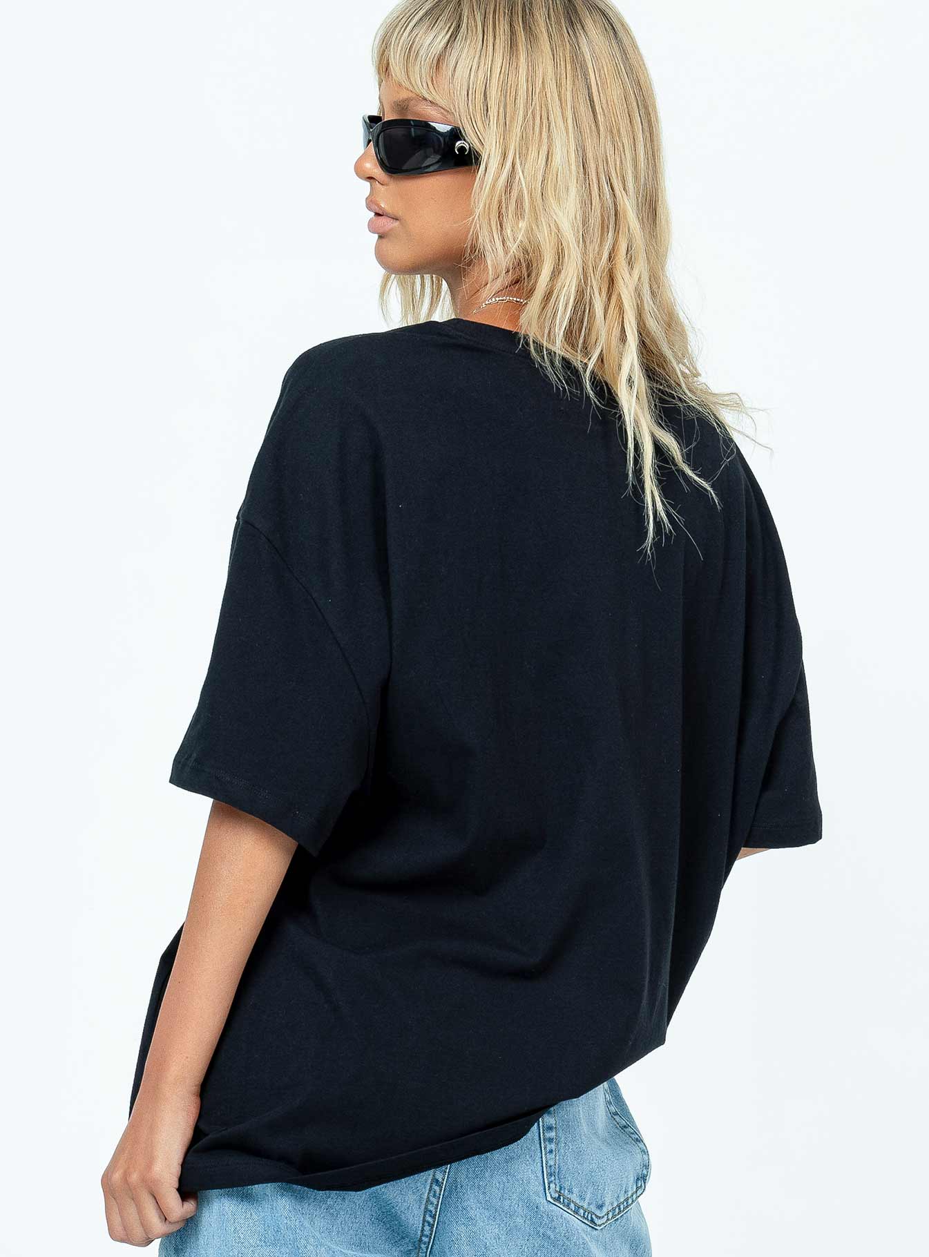 Future Oversize Tee Black - Image 5