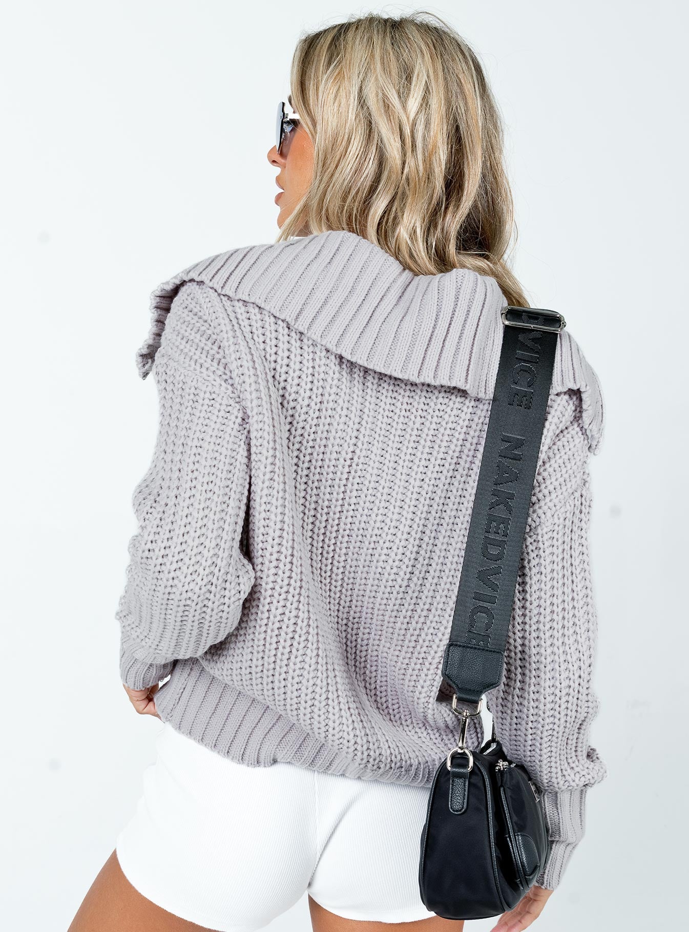 Liana Sweater Grey - Image 4