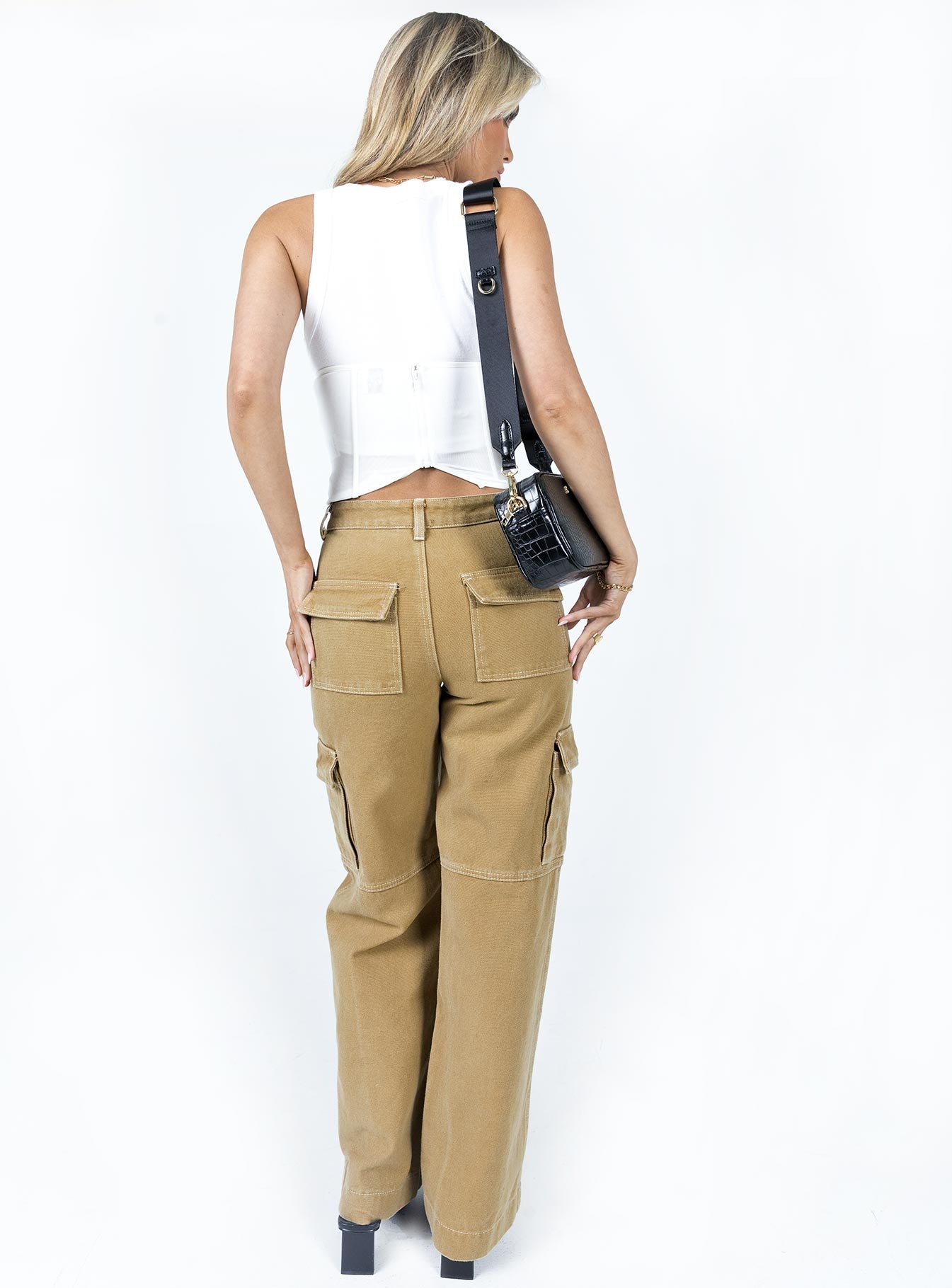 Dust Dancing Cargo Pant Camel - Image 5