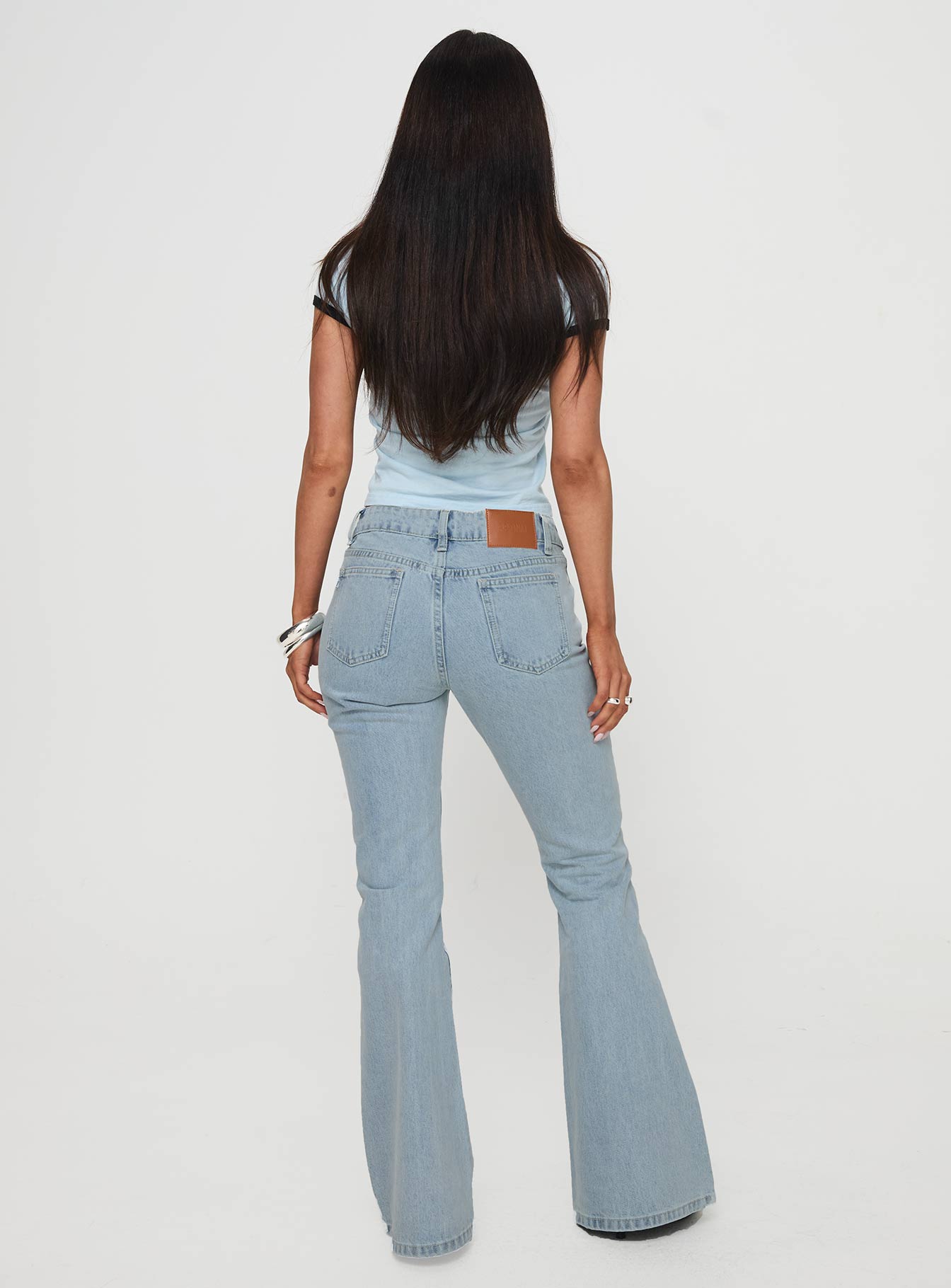 Echovalley Low Rise Jeans Light Wash - Image 5