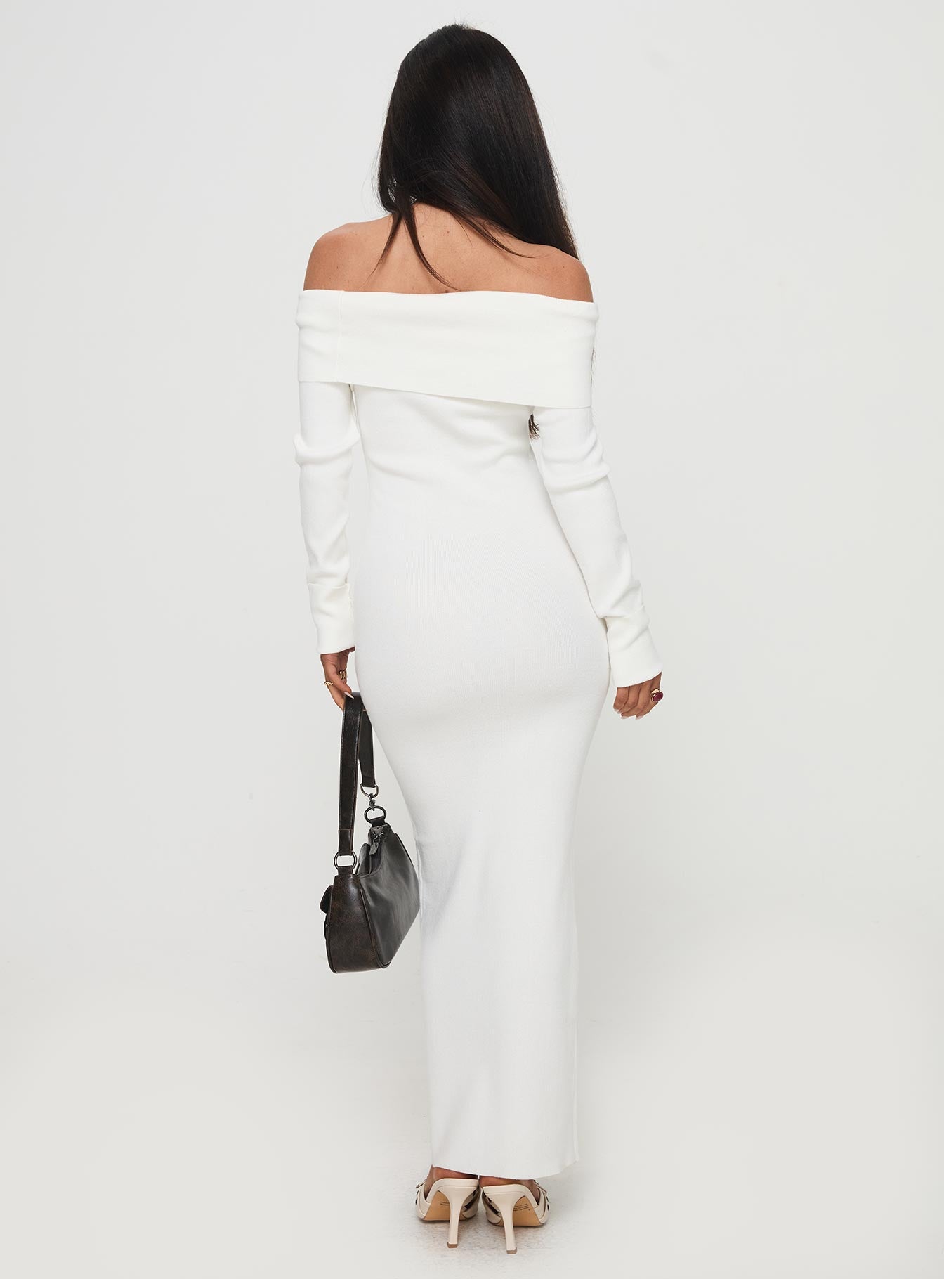 Celestara Off The Shoulder Maxi Dress White - Image 5