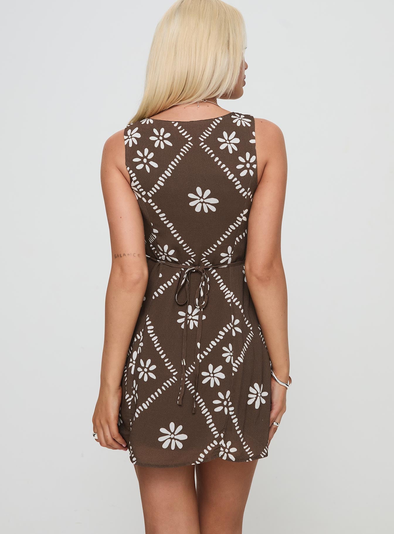 Niseko Mini Dress Brown - Image 4
