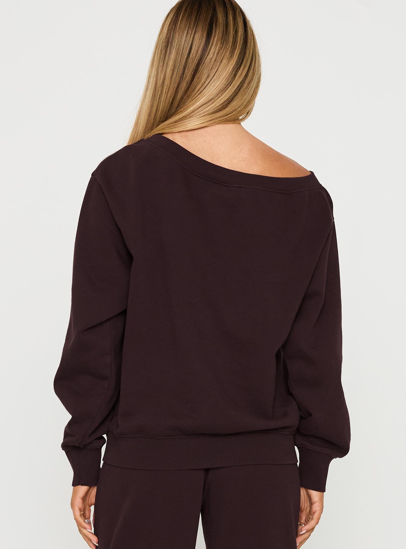 Wellness Off The Shoulder Jumper Brown - Image 5