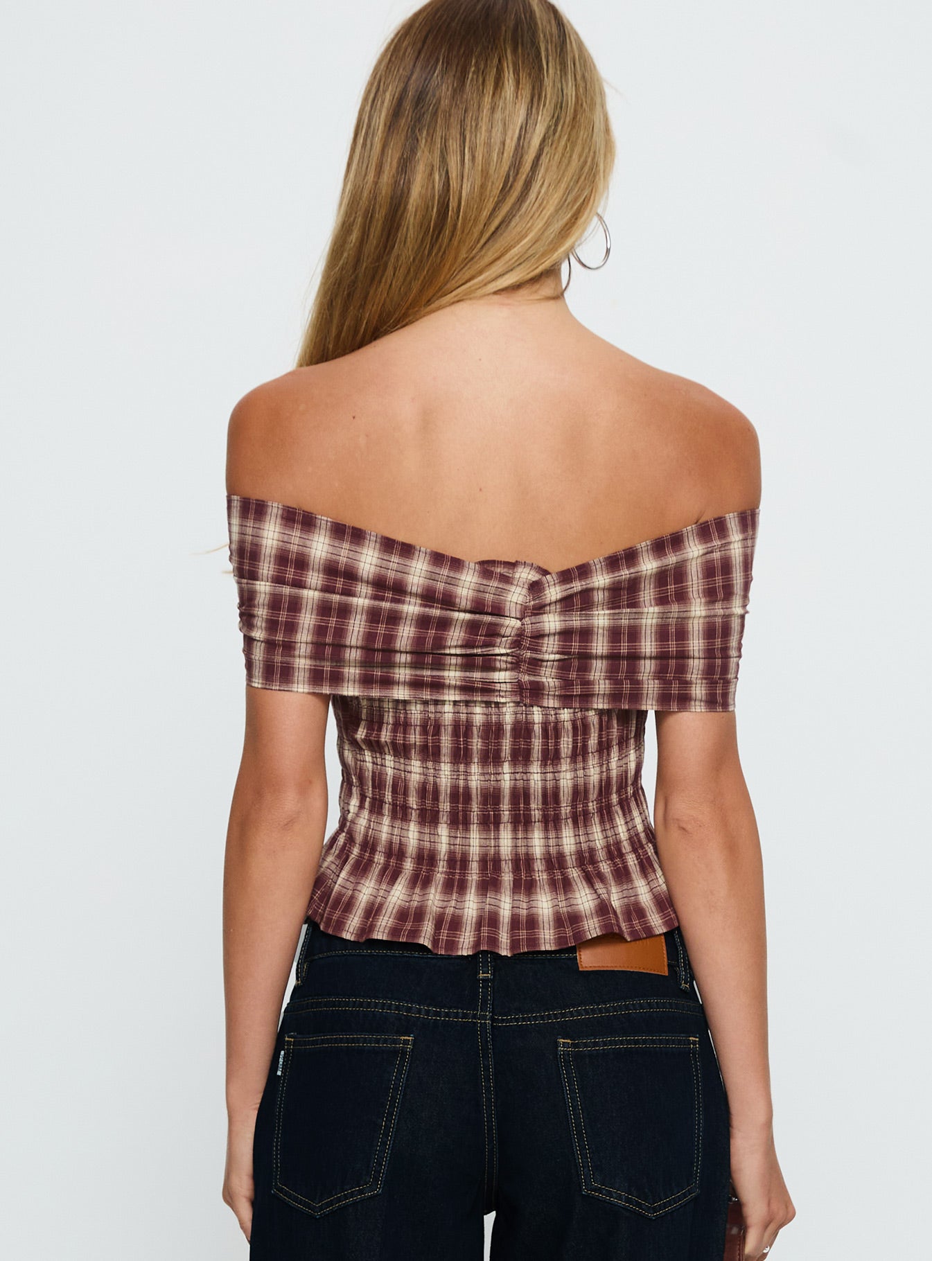 Avalynn Off Shoulder Shirred Top Brown Check - Image 5
