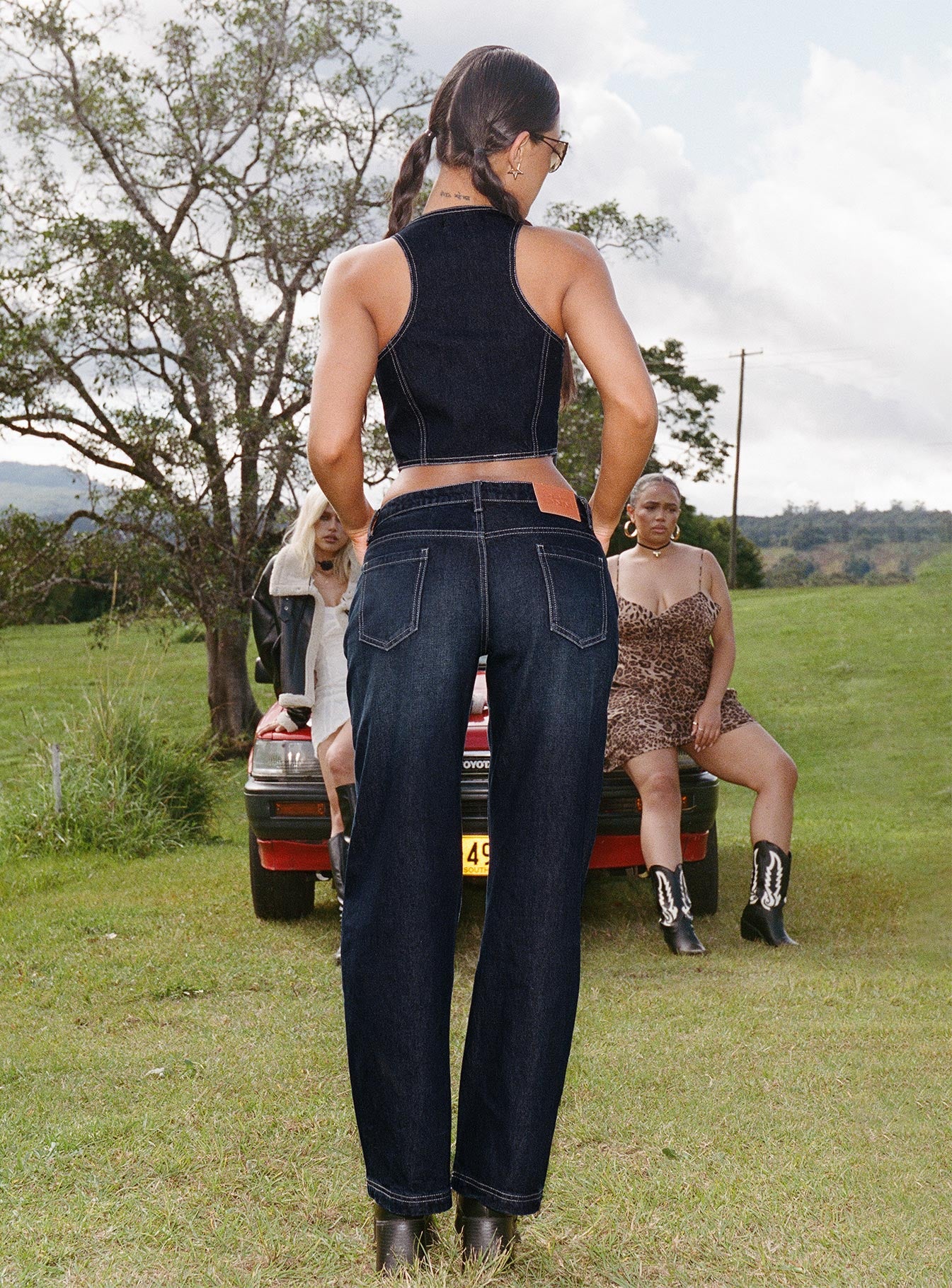 Willson Mid Rise Jeans Dark Wash Denim - Image 4