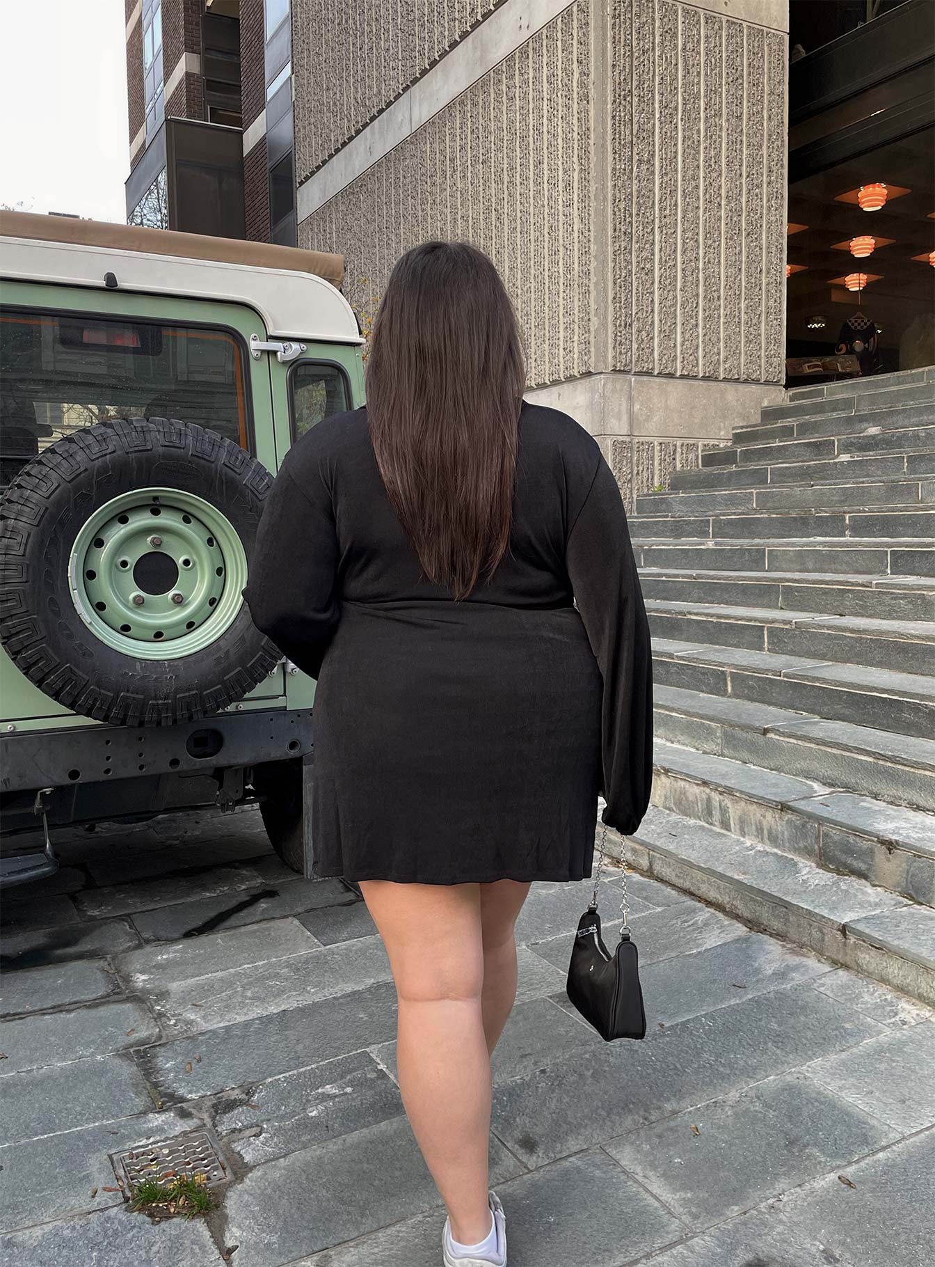 Party Time Mini Dress Black Curve - Image 4