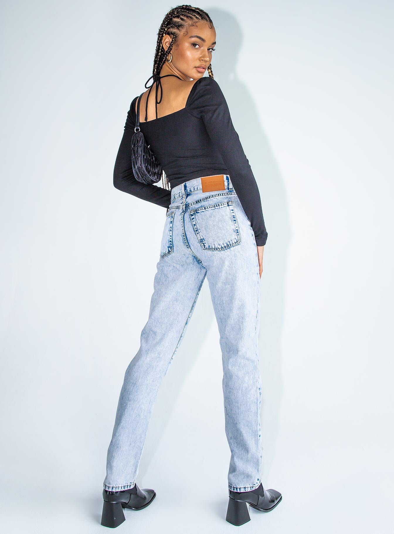 Willowe Denim Jeans - Image 4