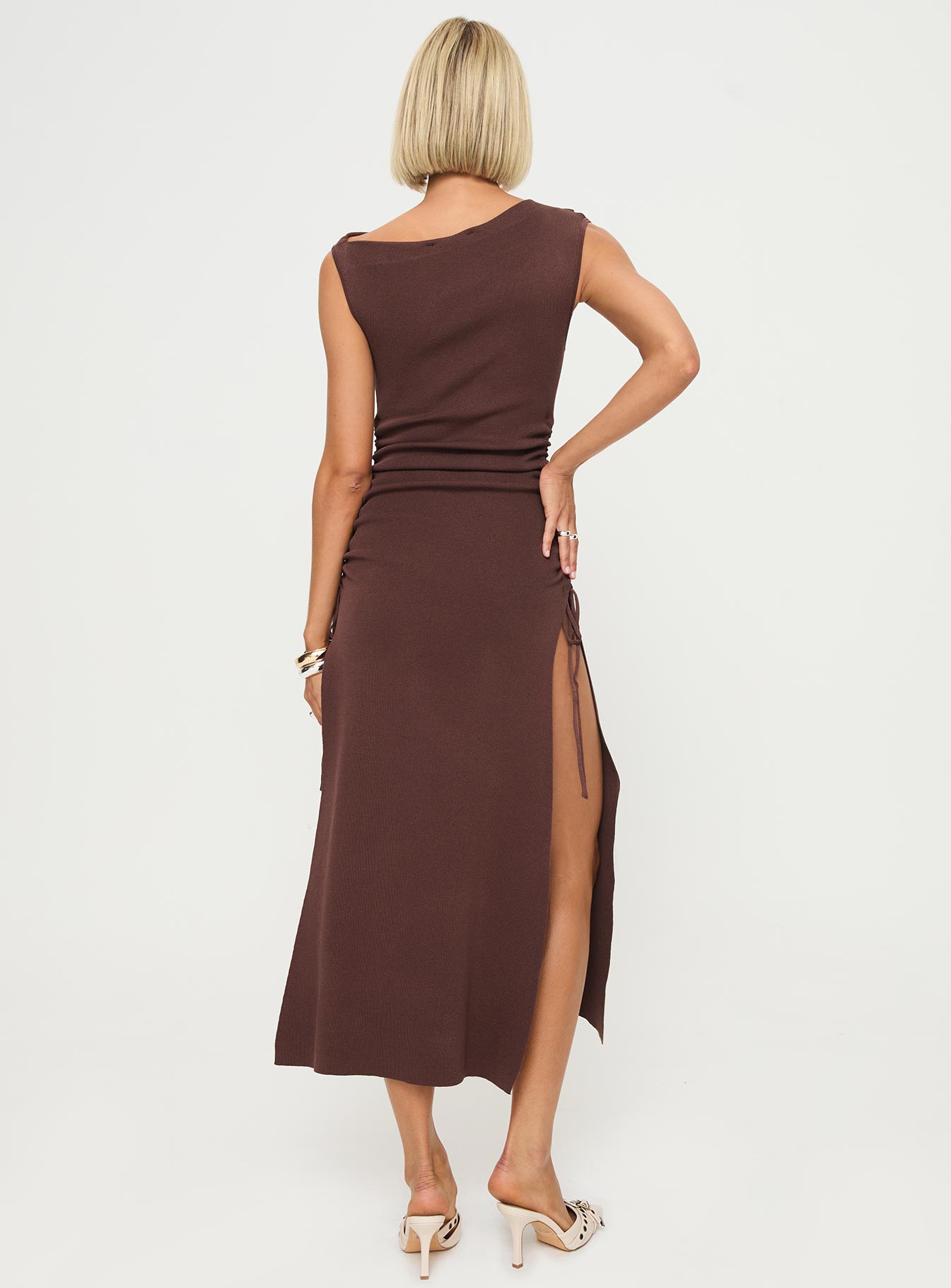 Original Sin Dress Midi Dress Chocolate - Image 5