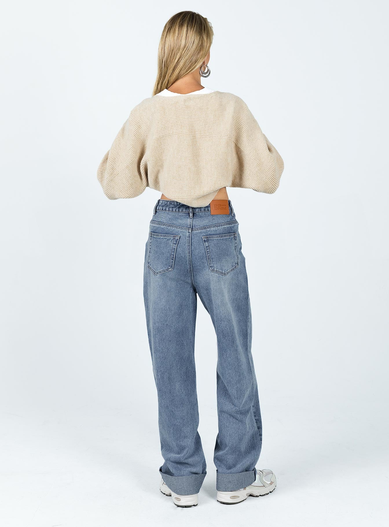 Zeira Wide Leg Jeans Mid Wash Denim - Image 4