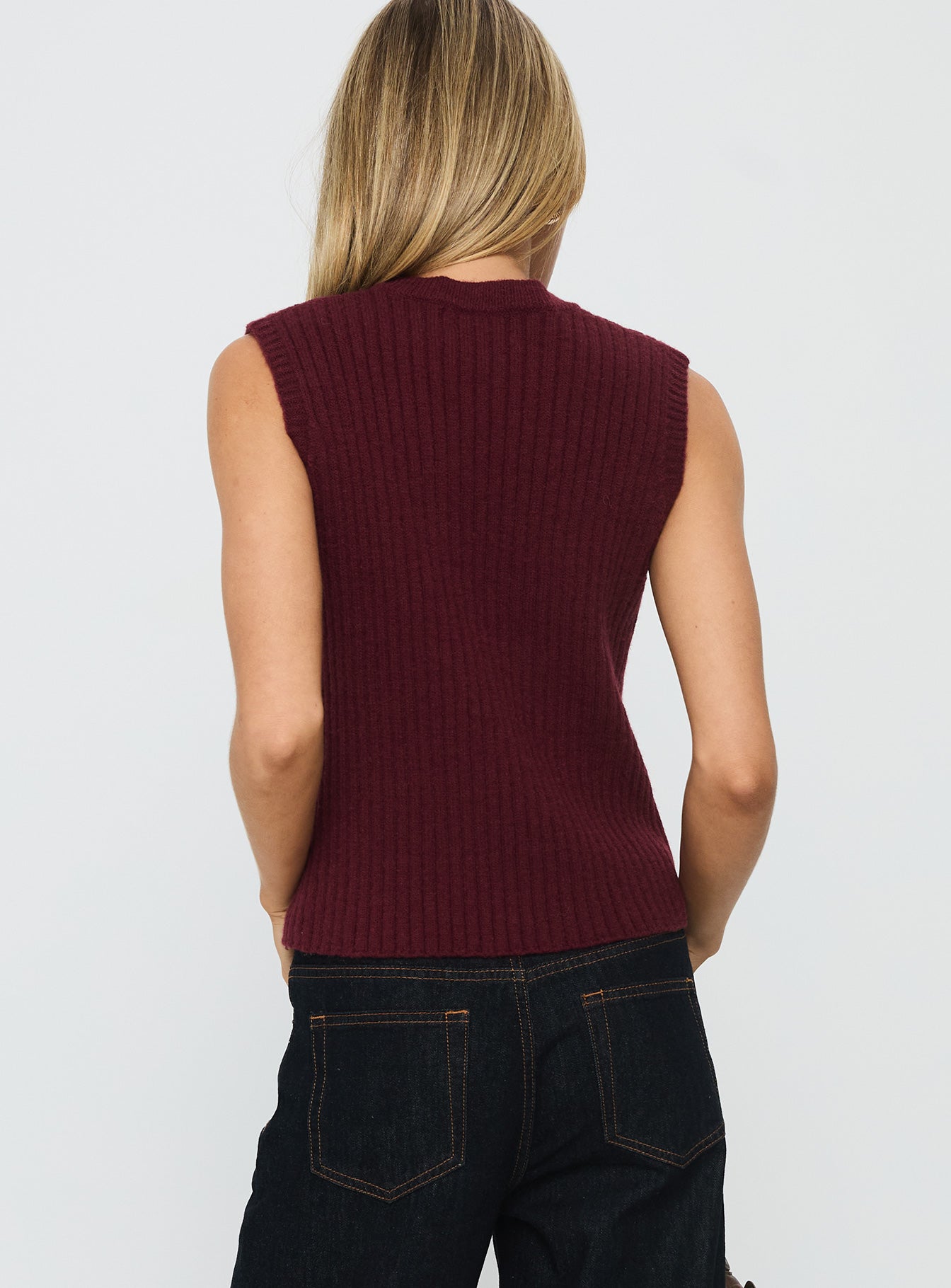 Jessabell Rib Sleeveless Top Wine - Image 4