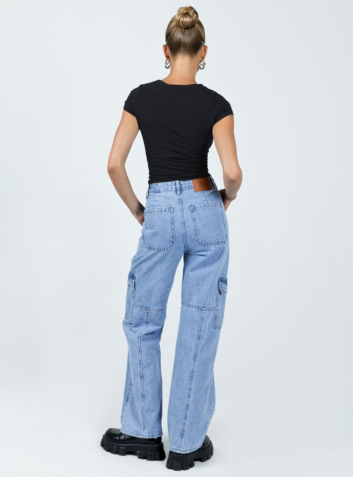 Vincent Cargo Jeans Mid Wash Denim - Image 4
