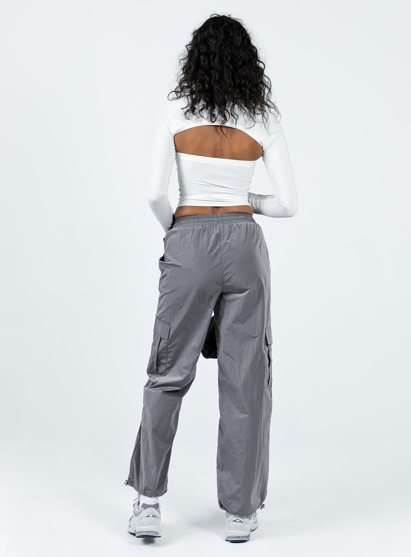 Gama Parachute Pants Grey - Image 5