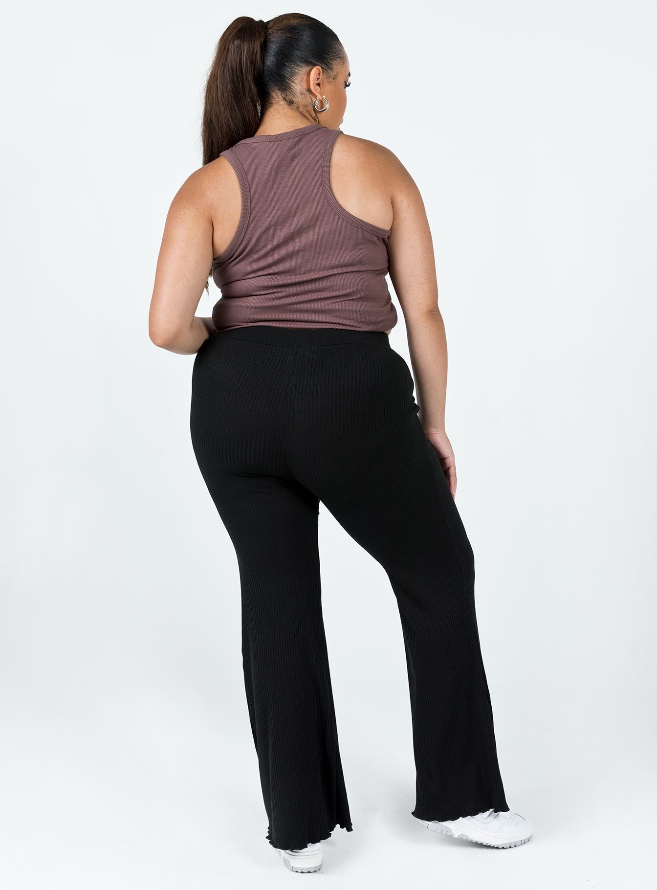The Rikki Pants Curve - Image 4