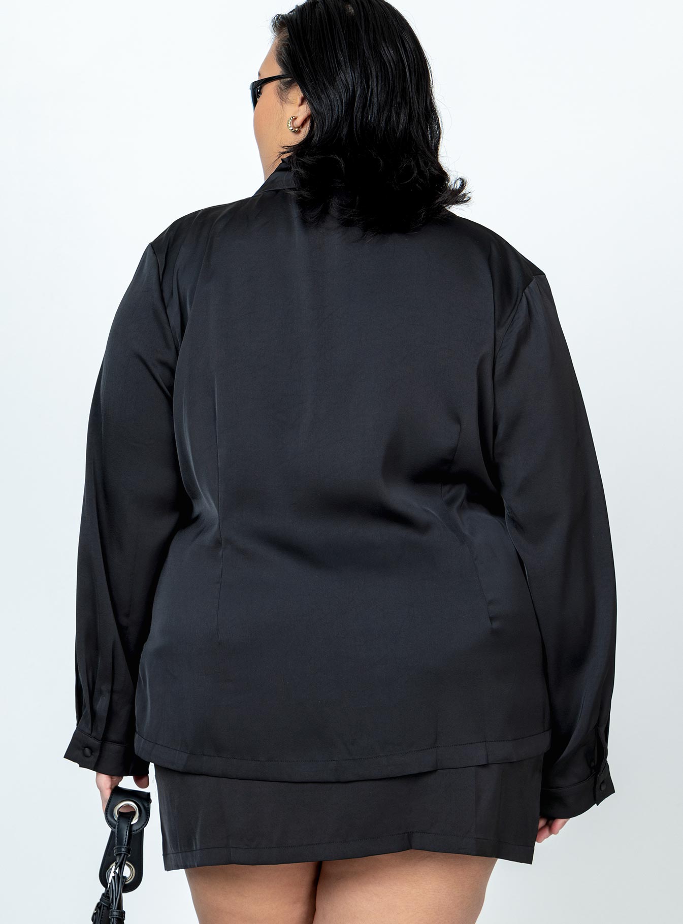 Eileen Set Black Curve - Image 5