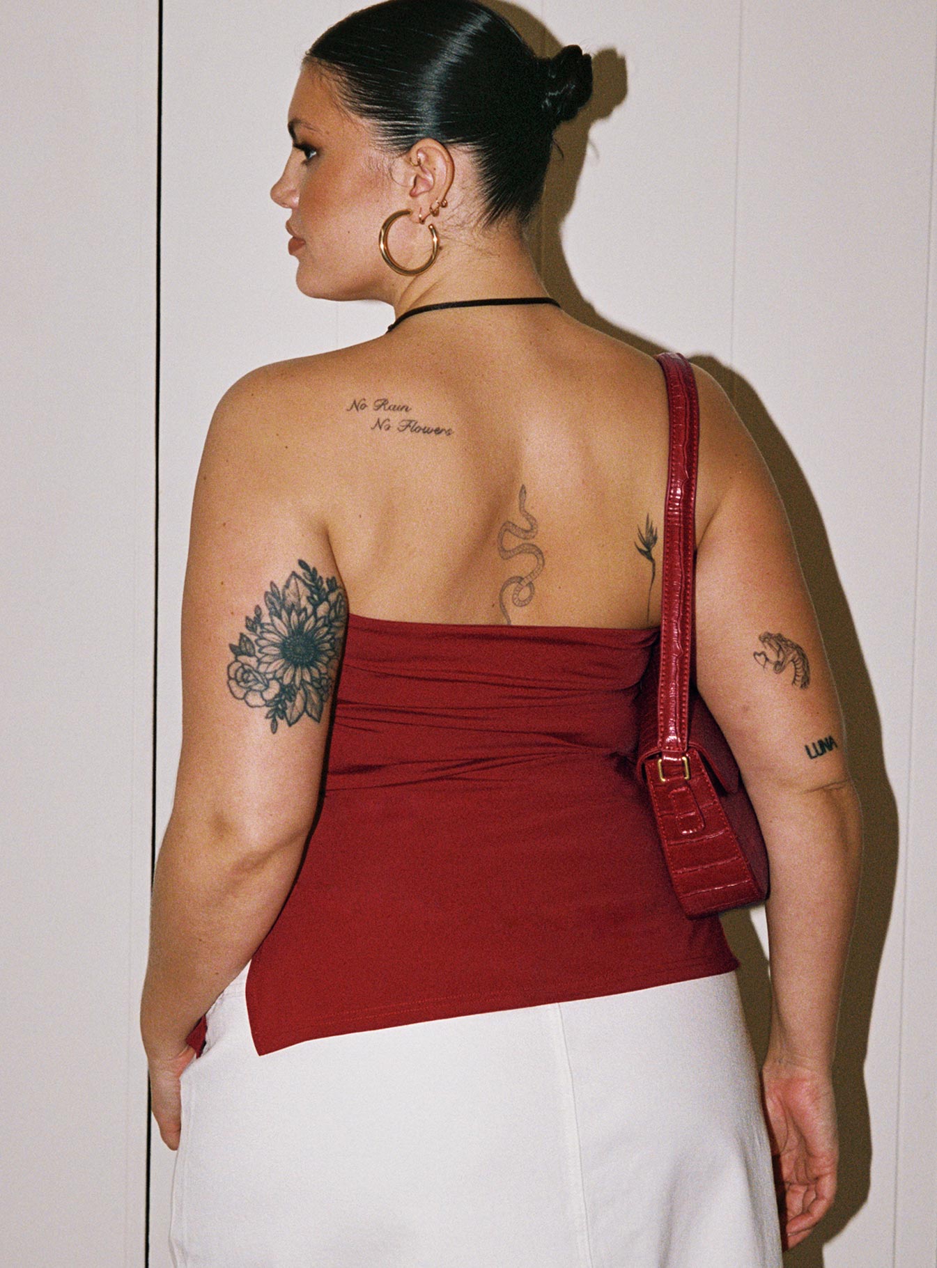 Strutter Strapless Top Burgundy Curve - Image 4