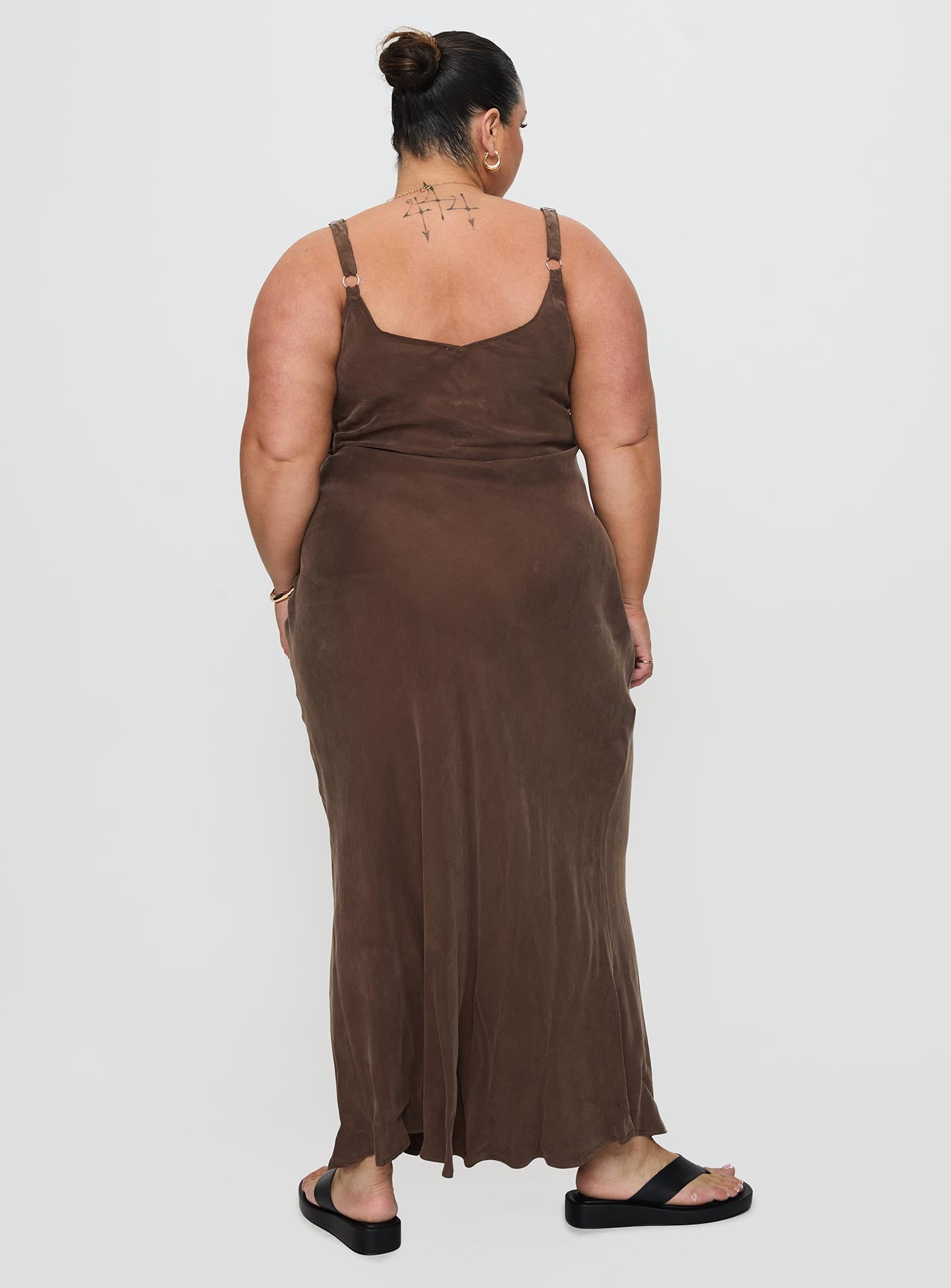 Laurette Maxi Dress Brown Curve - Image 5