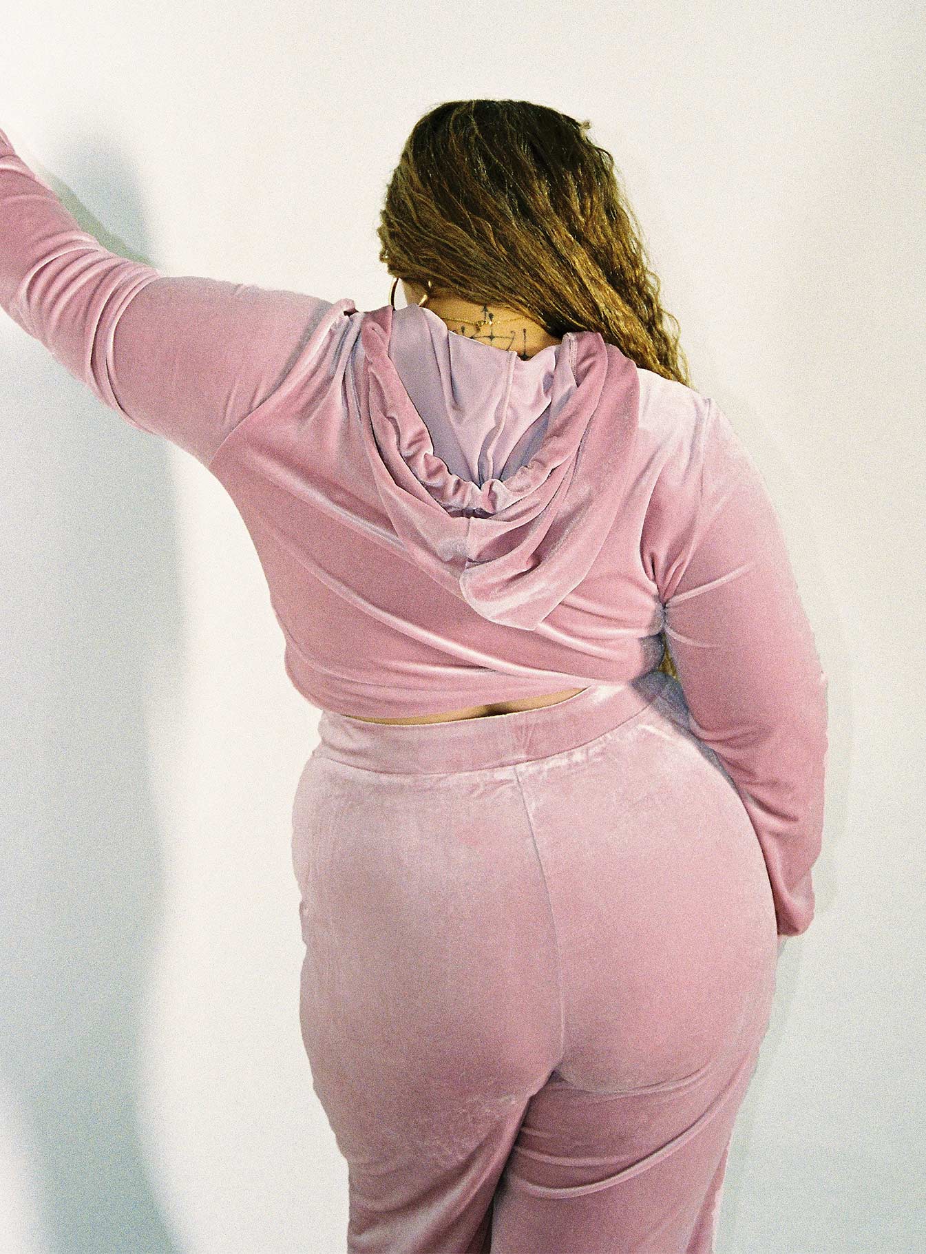 Velour Hoodie Pink Curve - Image 3