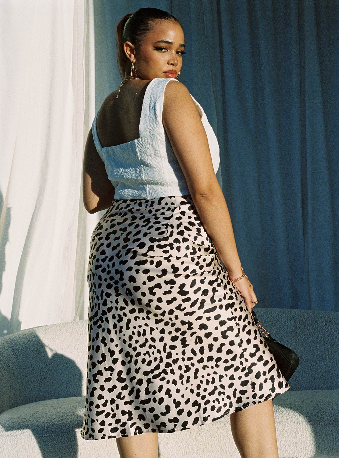 Nia Midi Skirt Beige Curve - Image 4