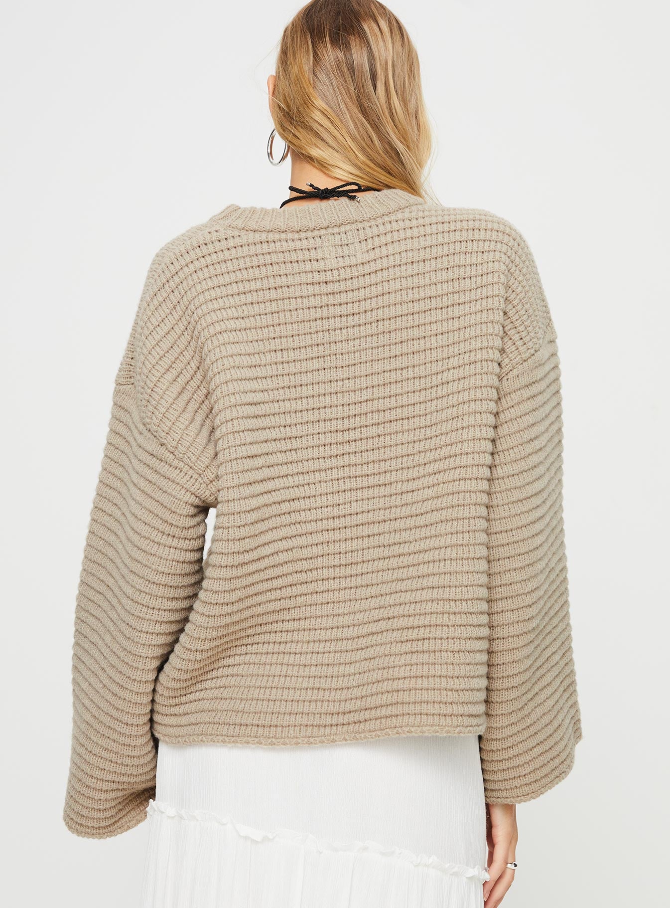 Kyrie Sweater Brown - Image 4
