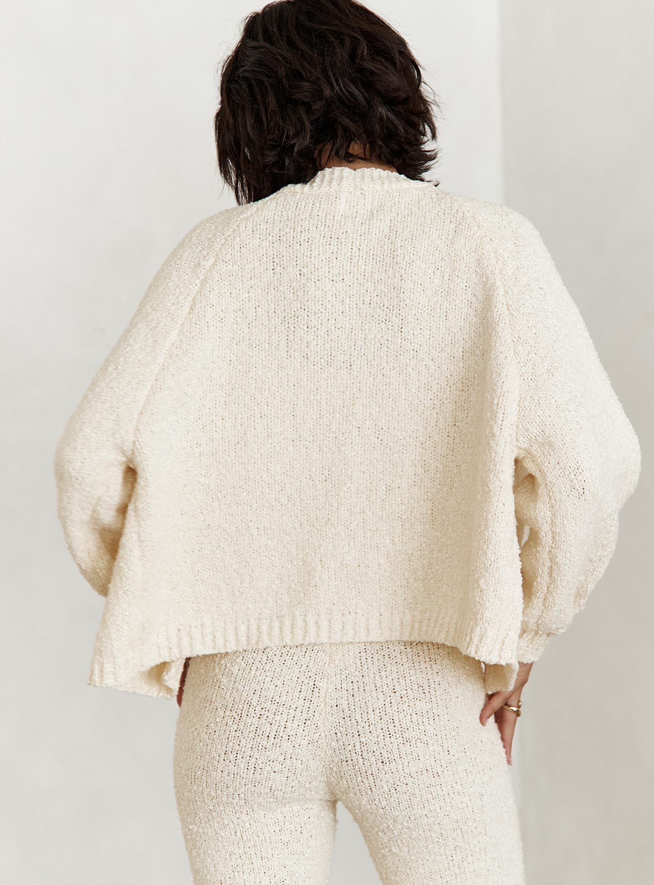 Mittens Boucle Cardigan Cream - Image 4