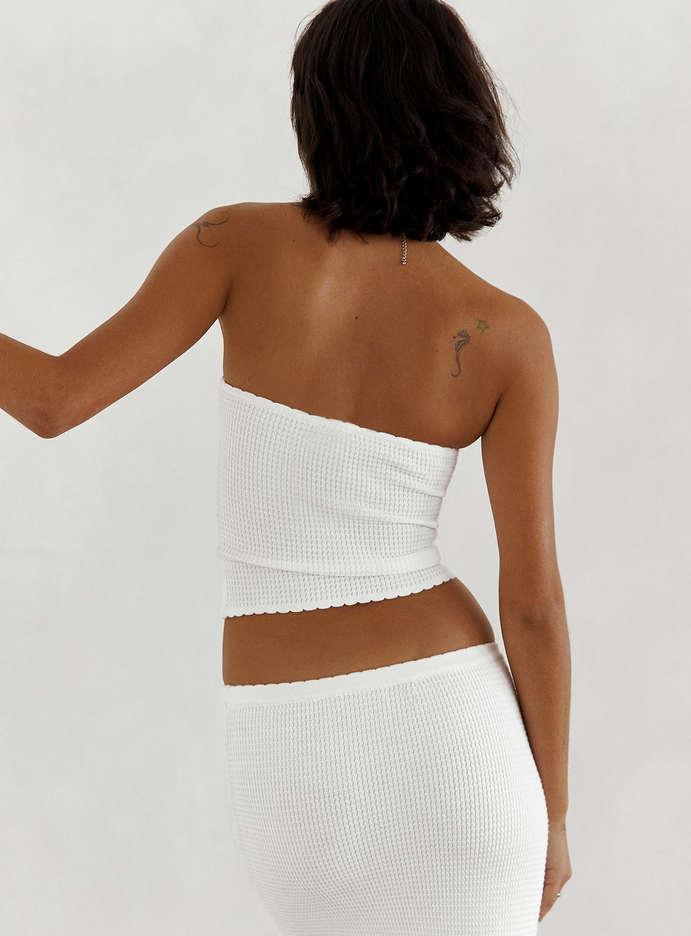 Huckle Tube Top White - Image 4