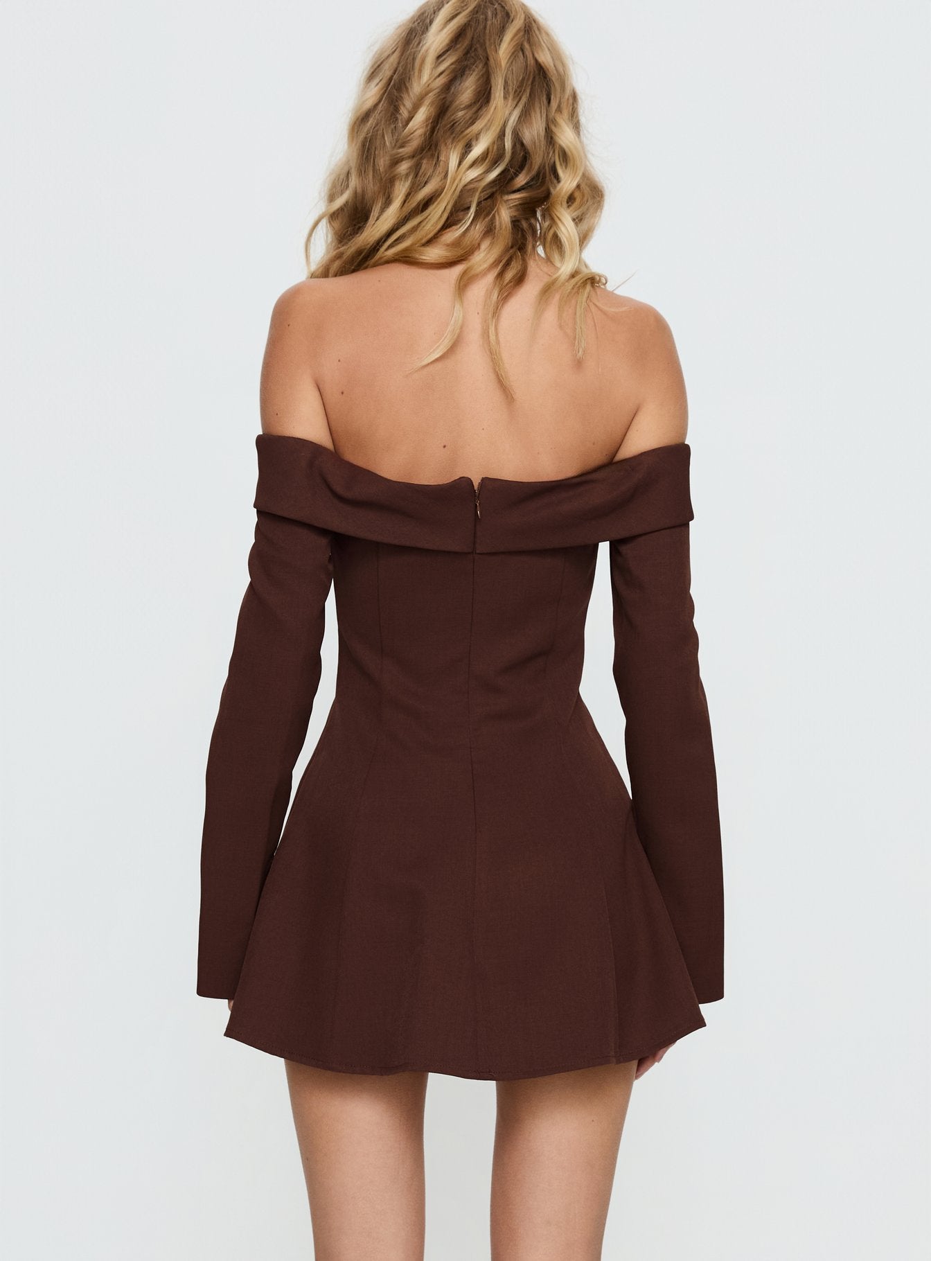 Daija Off Shoulder Long Sleeve Playsuit Brown - Image 4