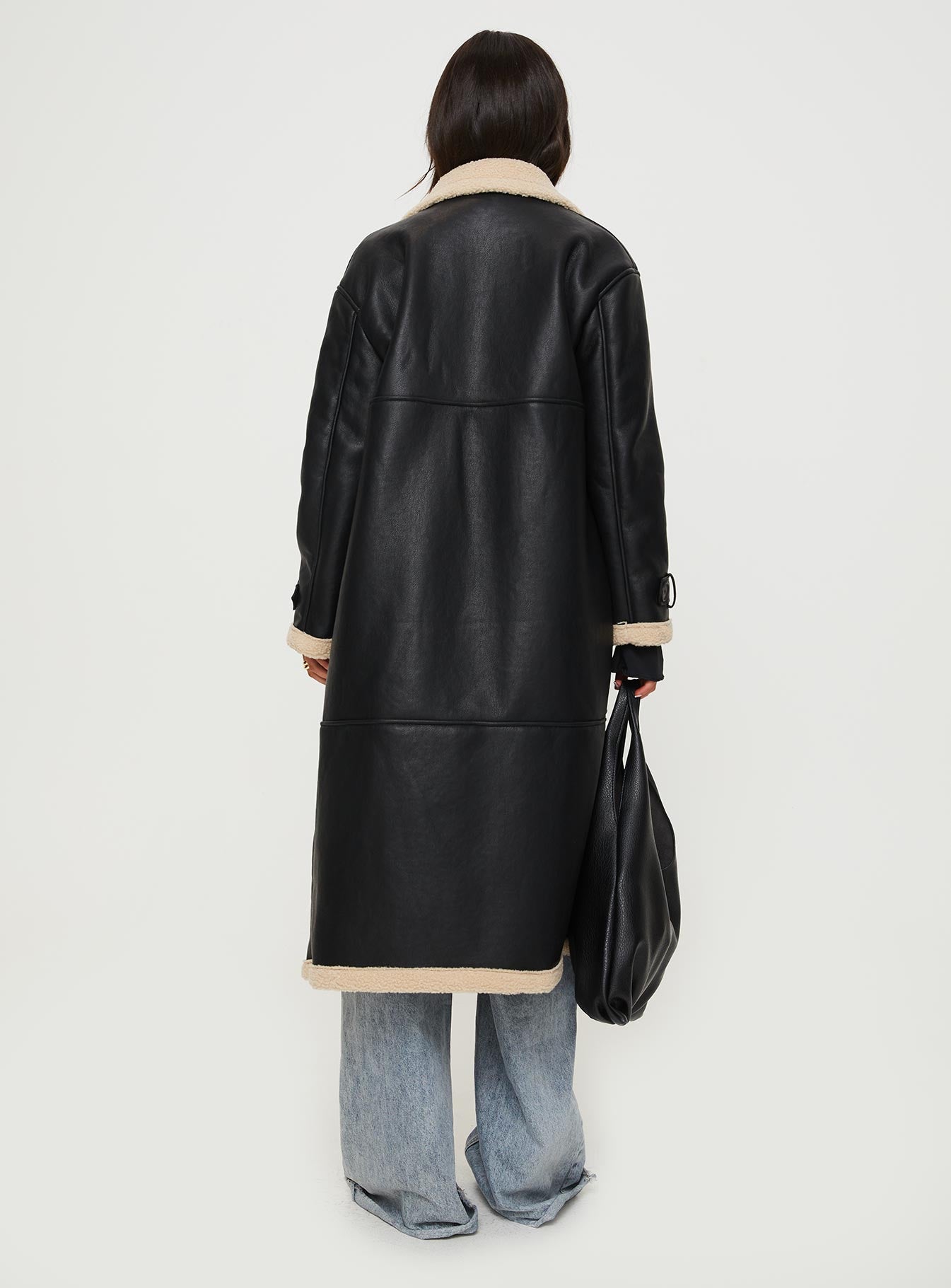 Day 'n' Night Longline Shearling Coat Black - Image 5