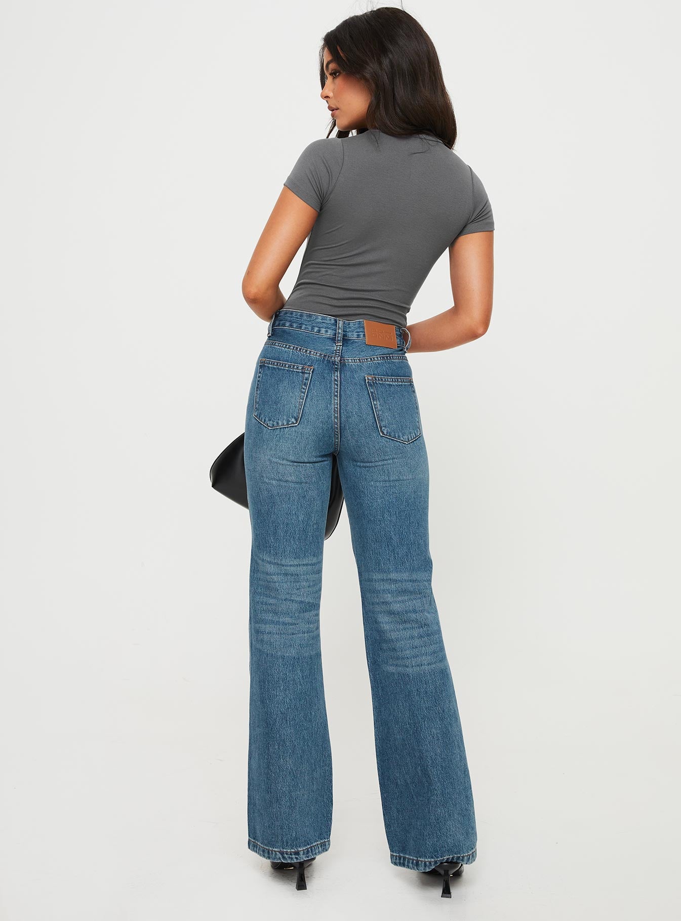 Maudie Boot Leg Jeans Mid Wash - Image 5