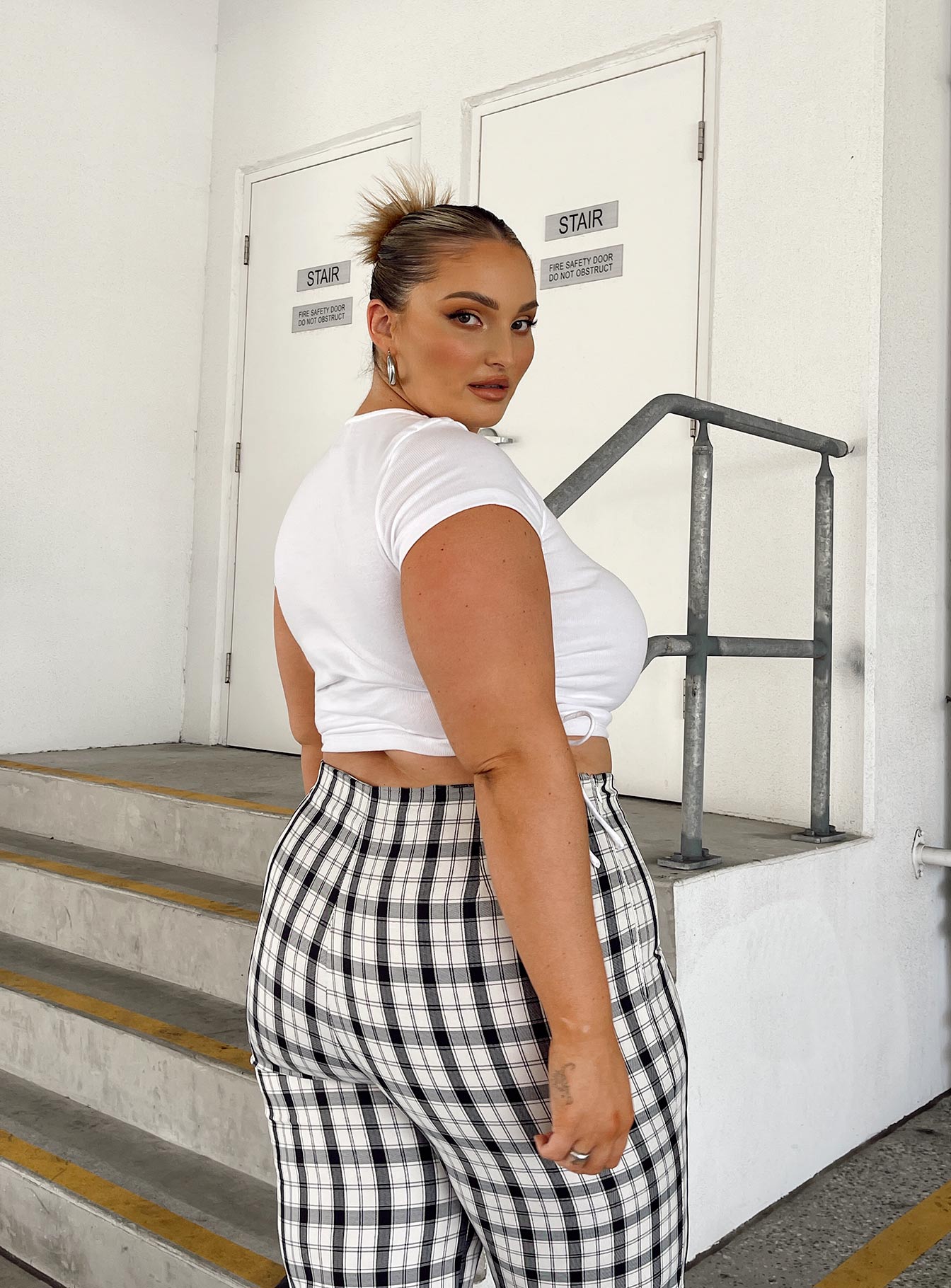 Evant Tee White Curve - Image 4