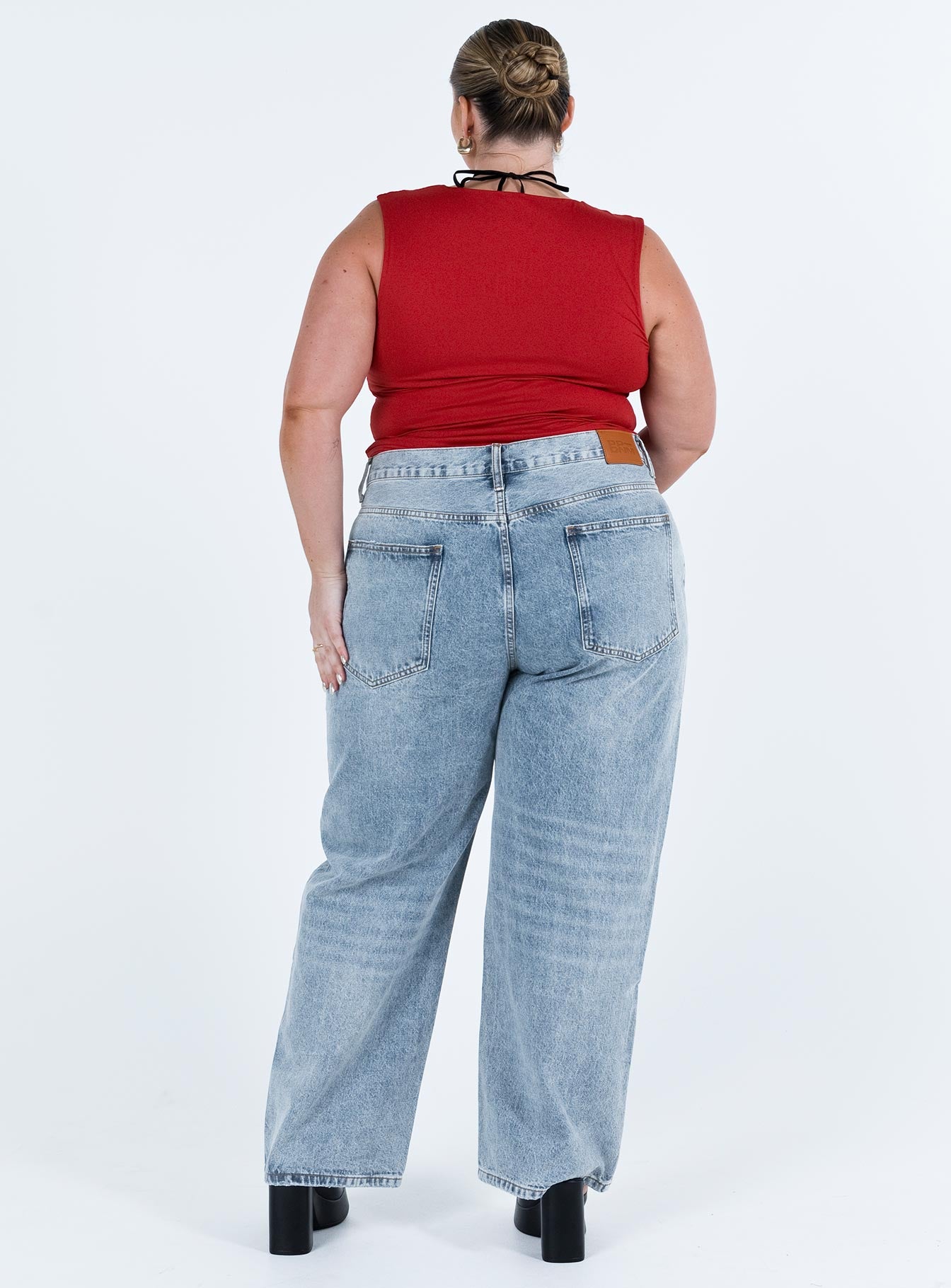 Holly Asymmetric Straight Leg Jean Light Wash Denim Curve - Image 5